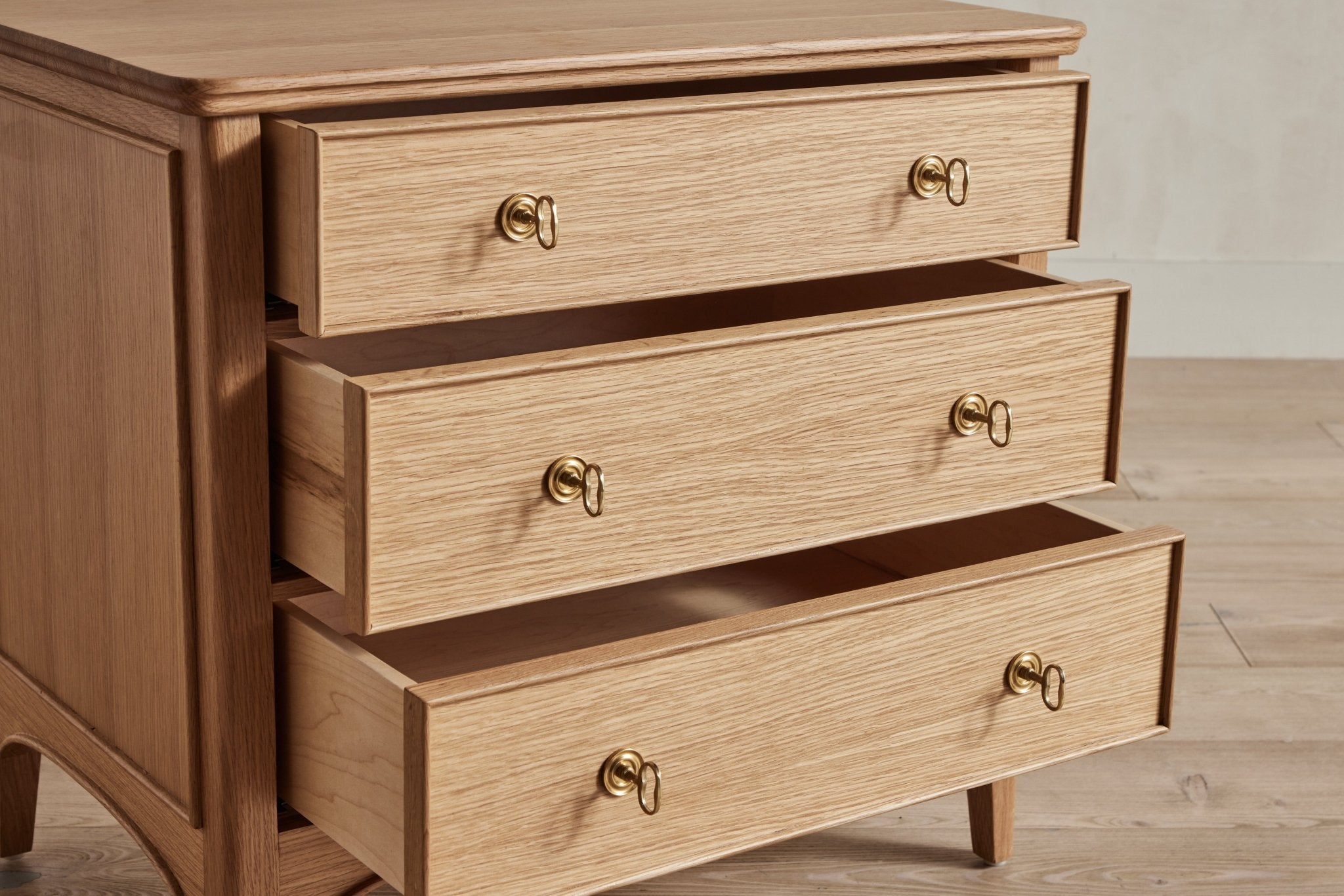 Shown in Natural Oak