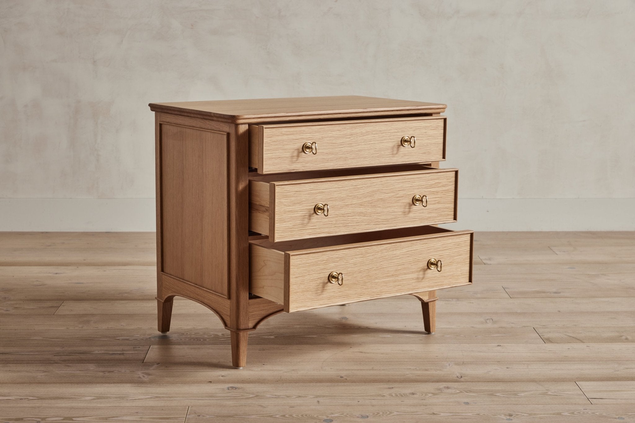 Shown in Natural Oak
