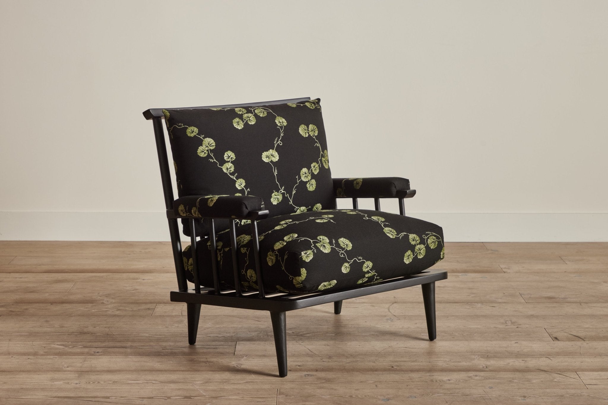 Shown in Customer's Own Material (Zak and Fox Hedera)