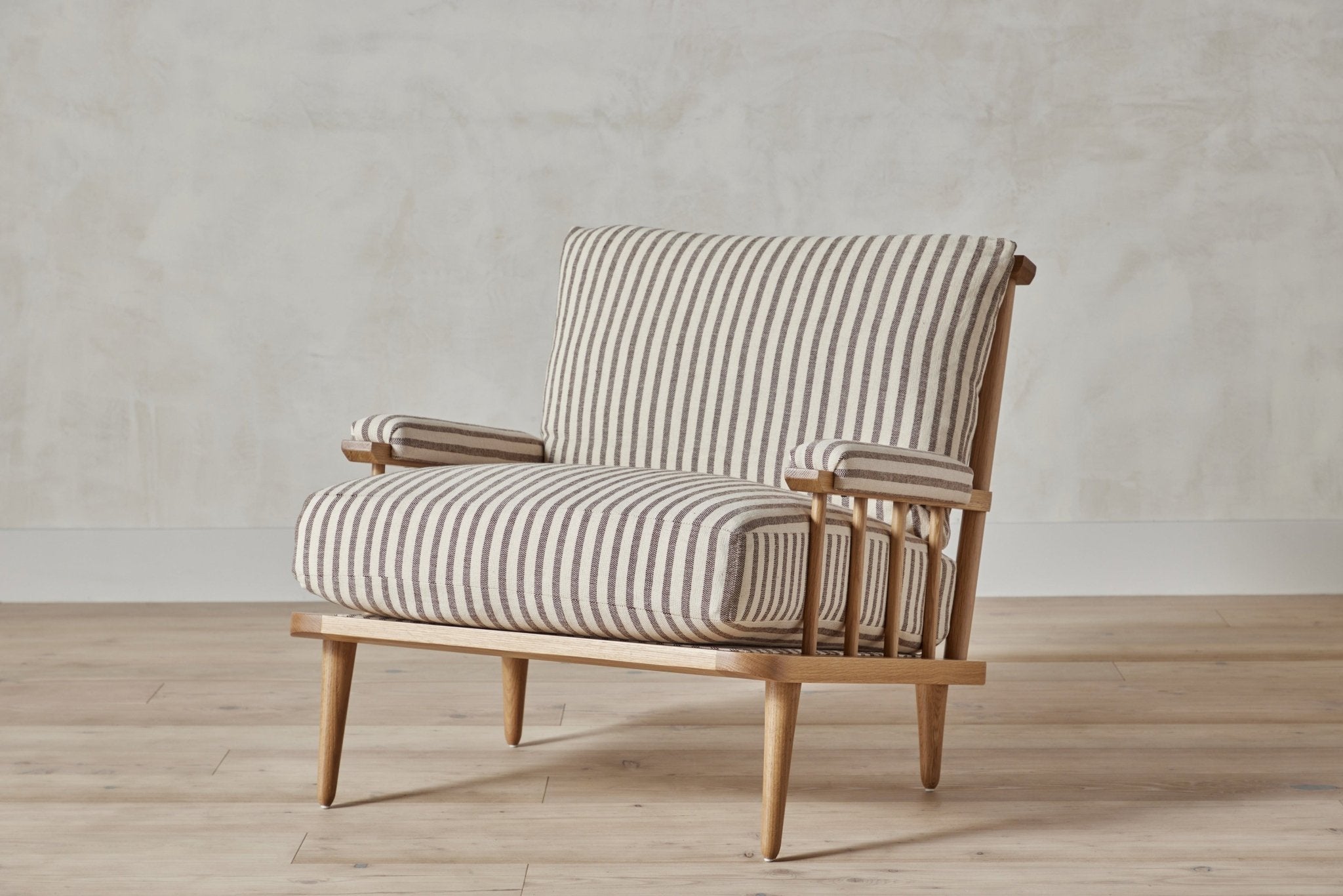 Shown in Customer's Own Material (Guy Goodfellow Olive Sacking in Cocoa) and Natural Oak