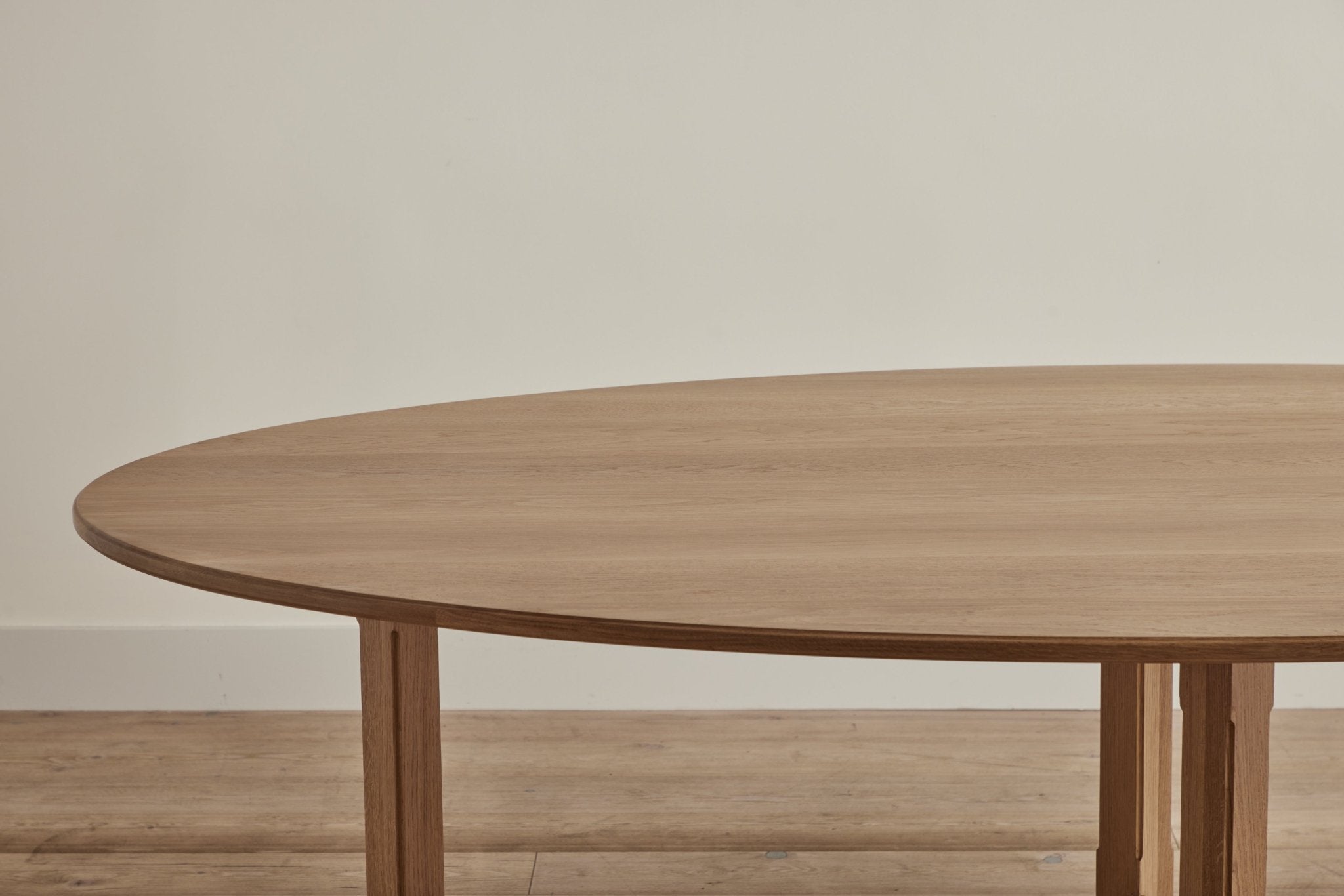 Shown in Natural Oak