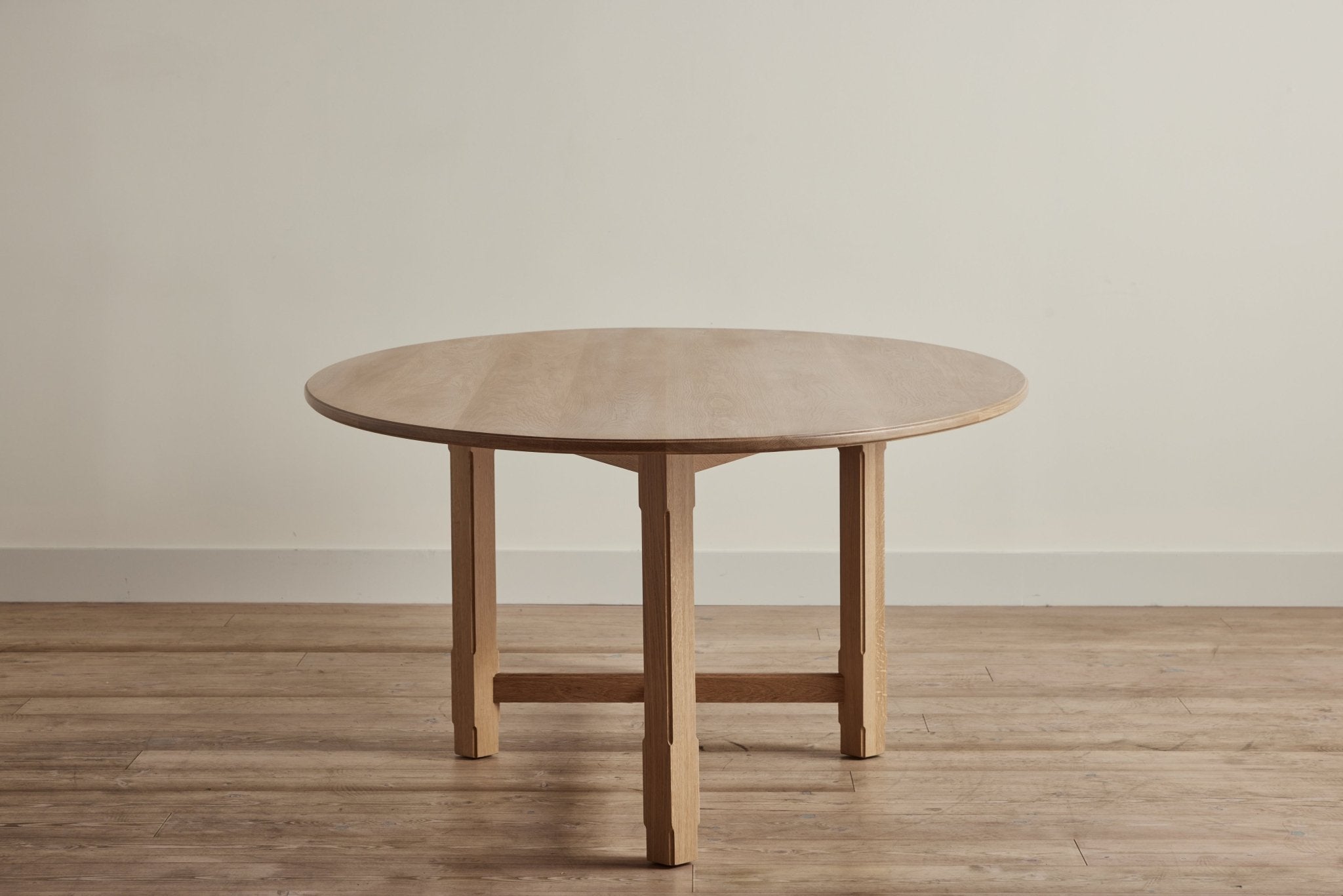 Shown in Natural Oak