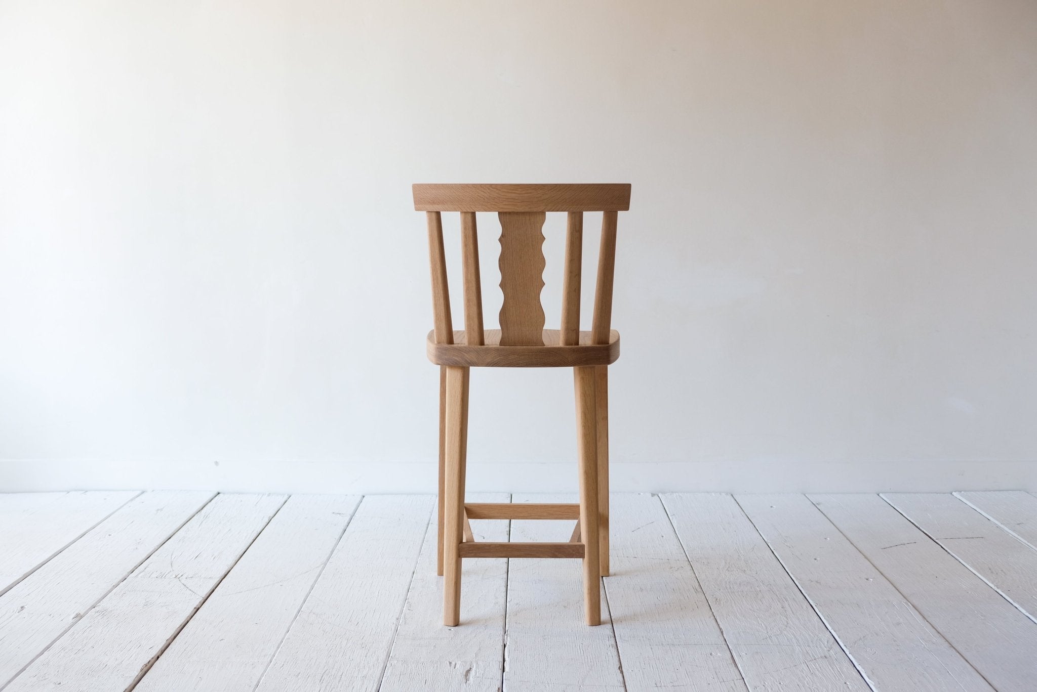 Shown in Natural Oak