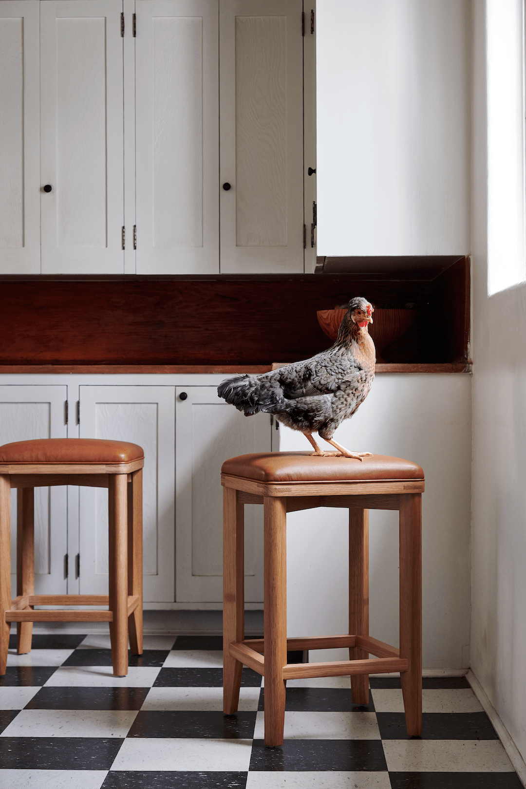 Shown in Howe Tan Natural Maroc and Natural Oak