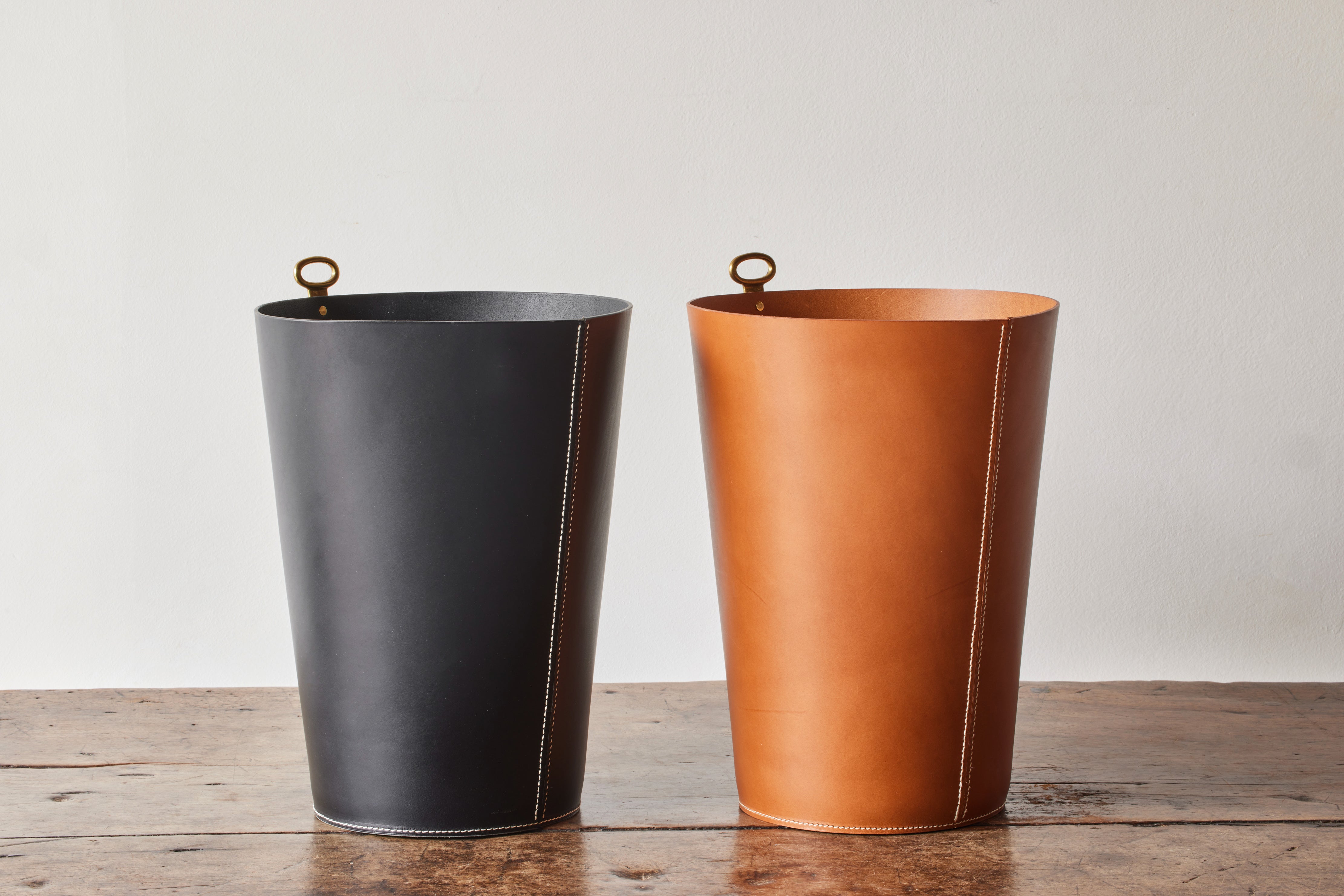 Leather Bin in Ink Black