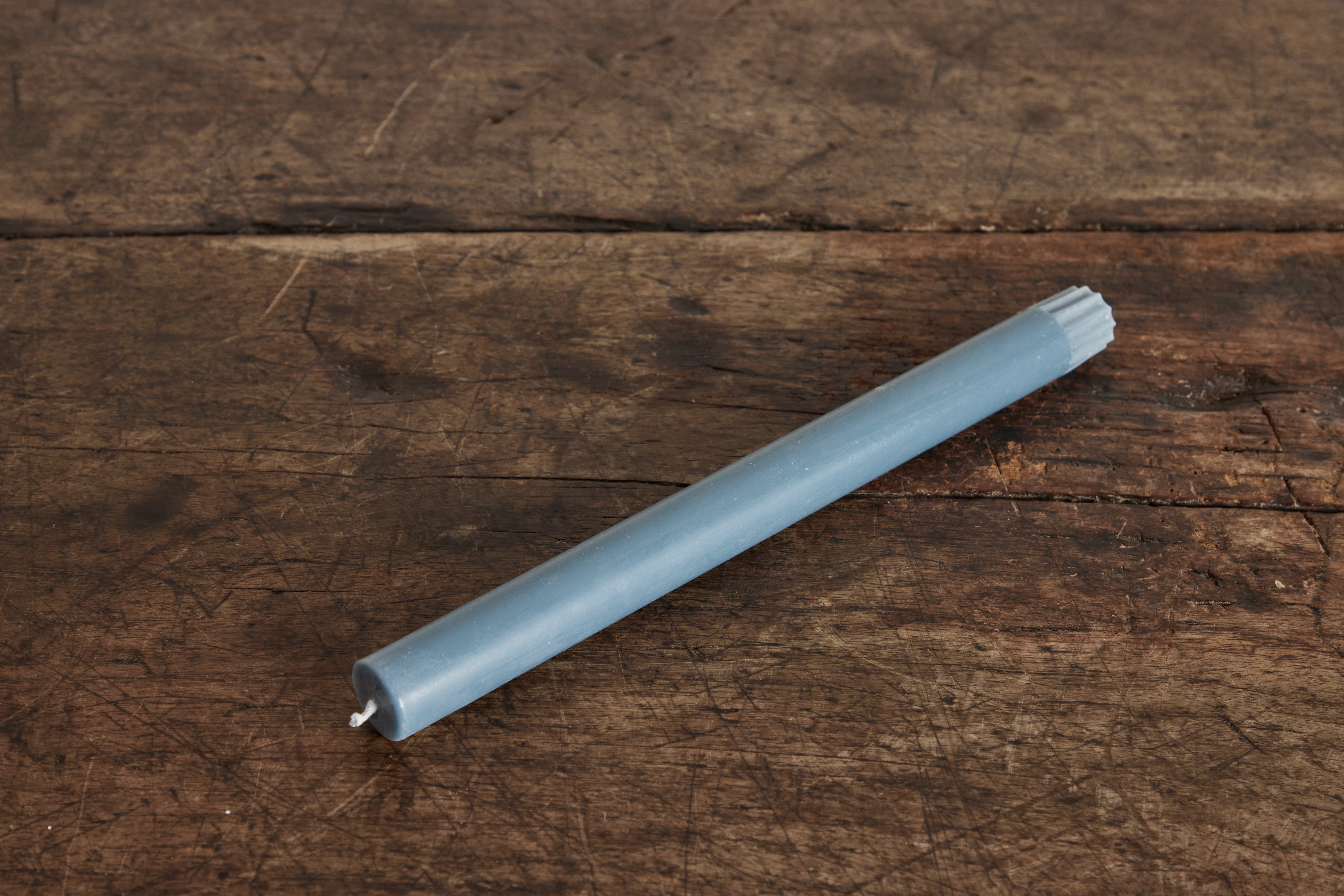 Box of 6 Pompadour Column Tapers, 10”
