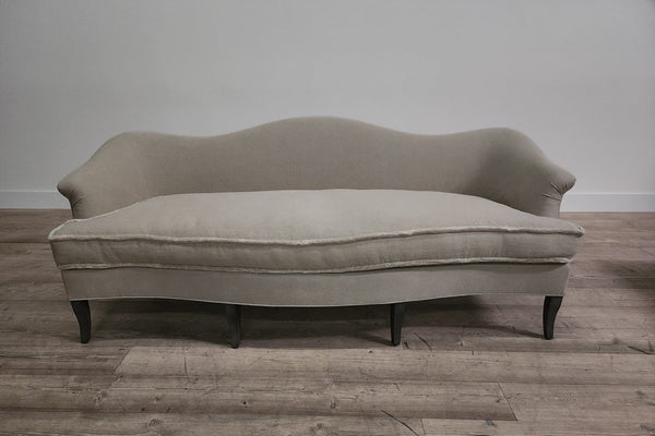 Camelback Sofa, Untufted