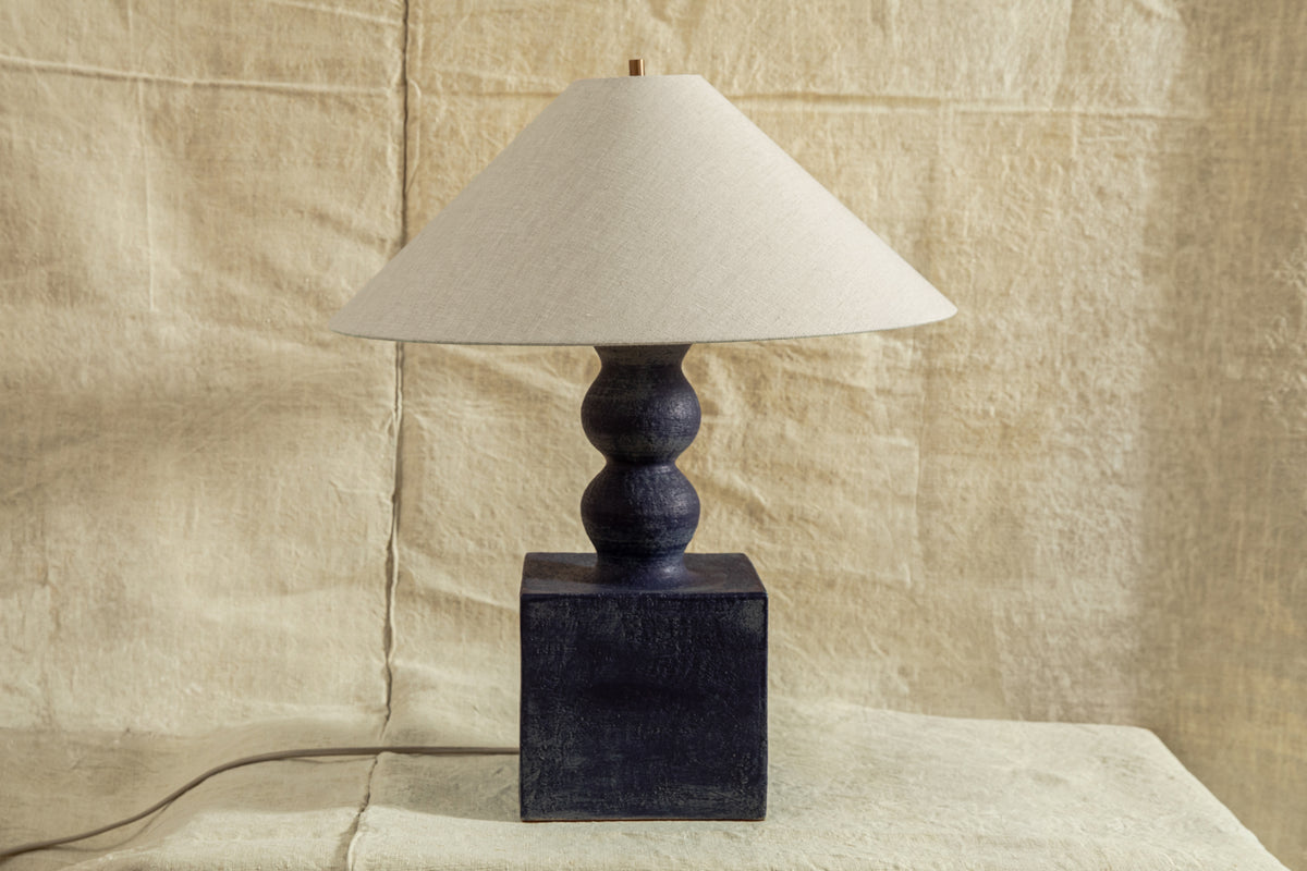 JACOB LAMP IN LAPIS