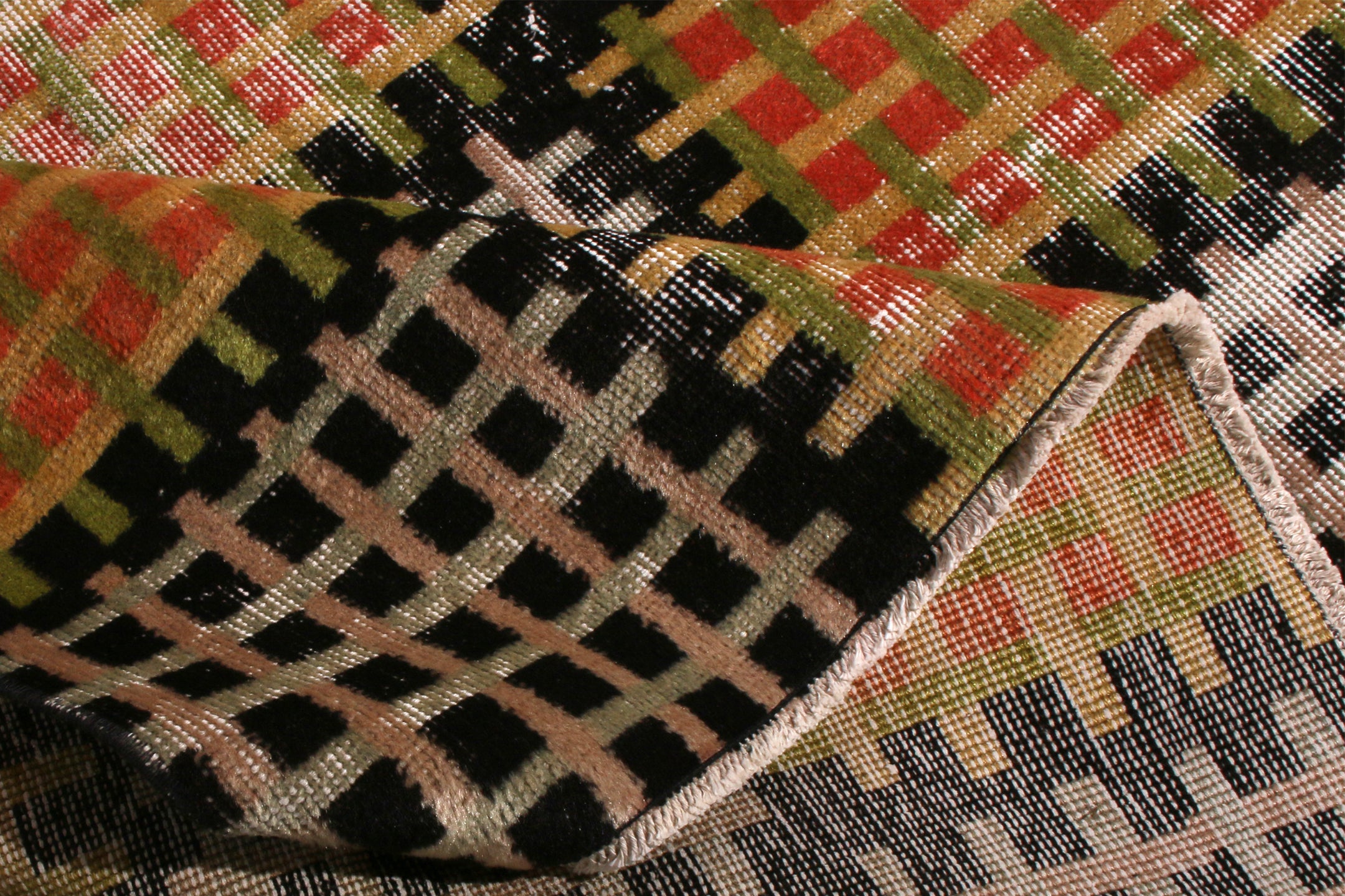 Turkish Grid Pattern Rug 4’9 x 8’10 (LA)