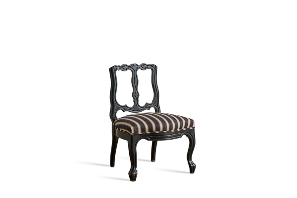 Petite Fireplace Chair