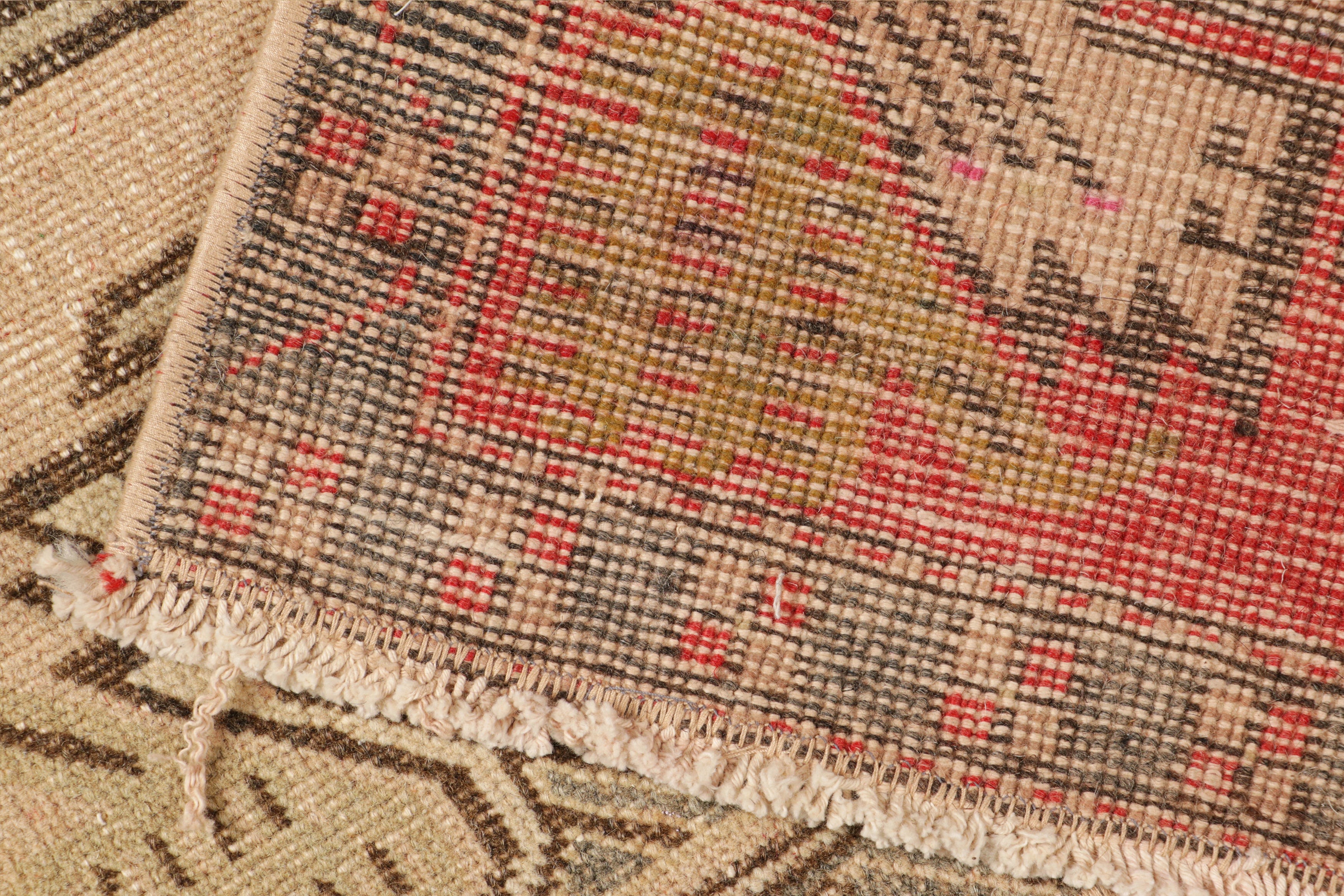 Beige Oushak Throw Rug 1’8 X 3’4