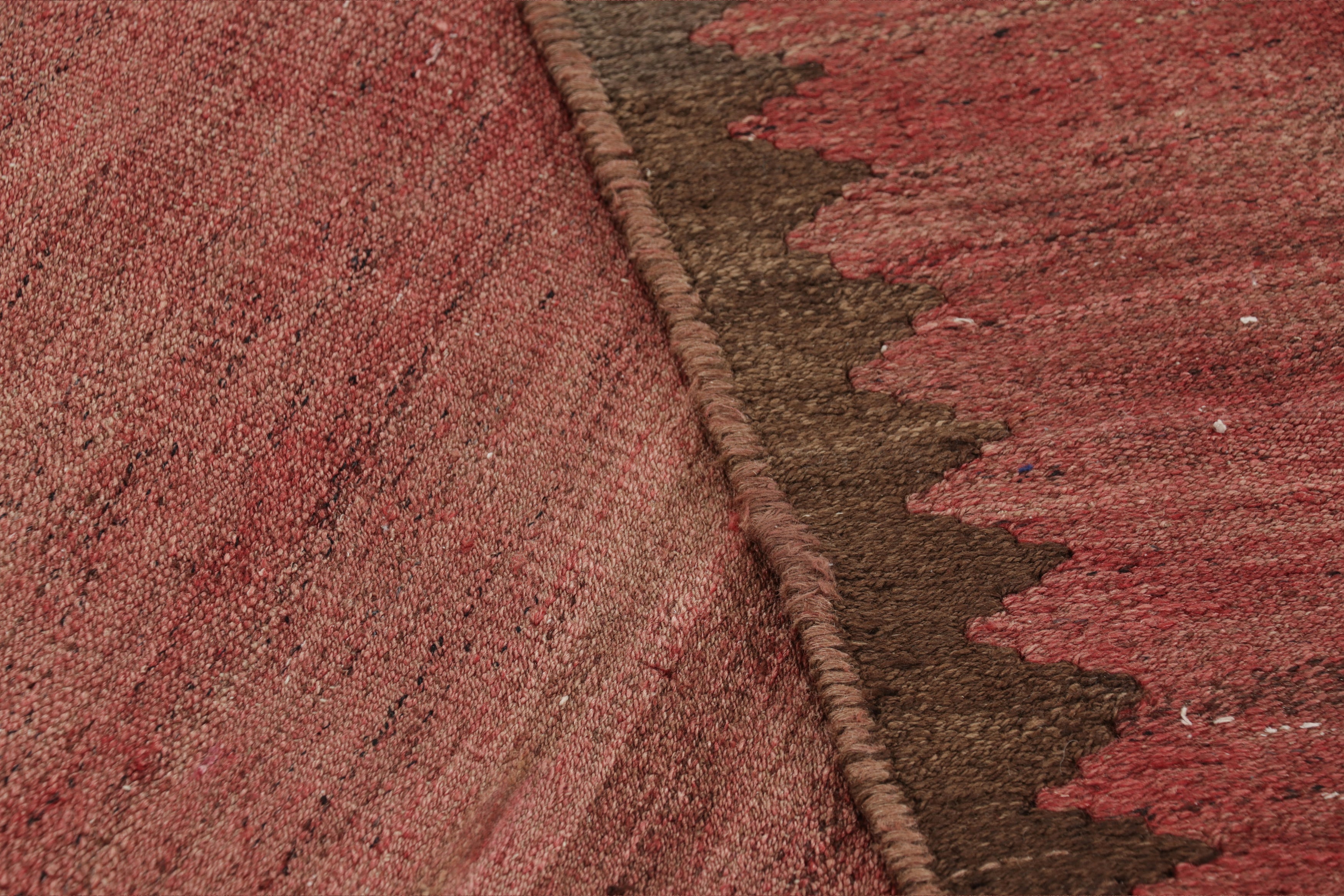 Pink & Brown Bidjar Rug 4’6 X 7’6