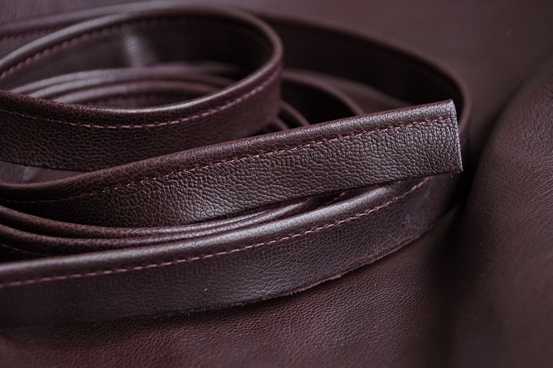 Fine Leather Piping, Aubergine