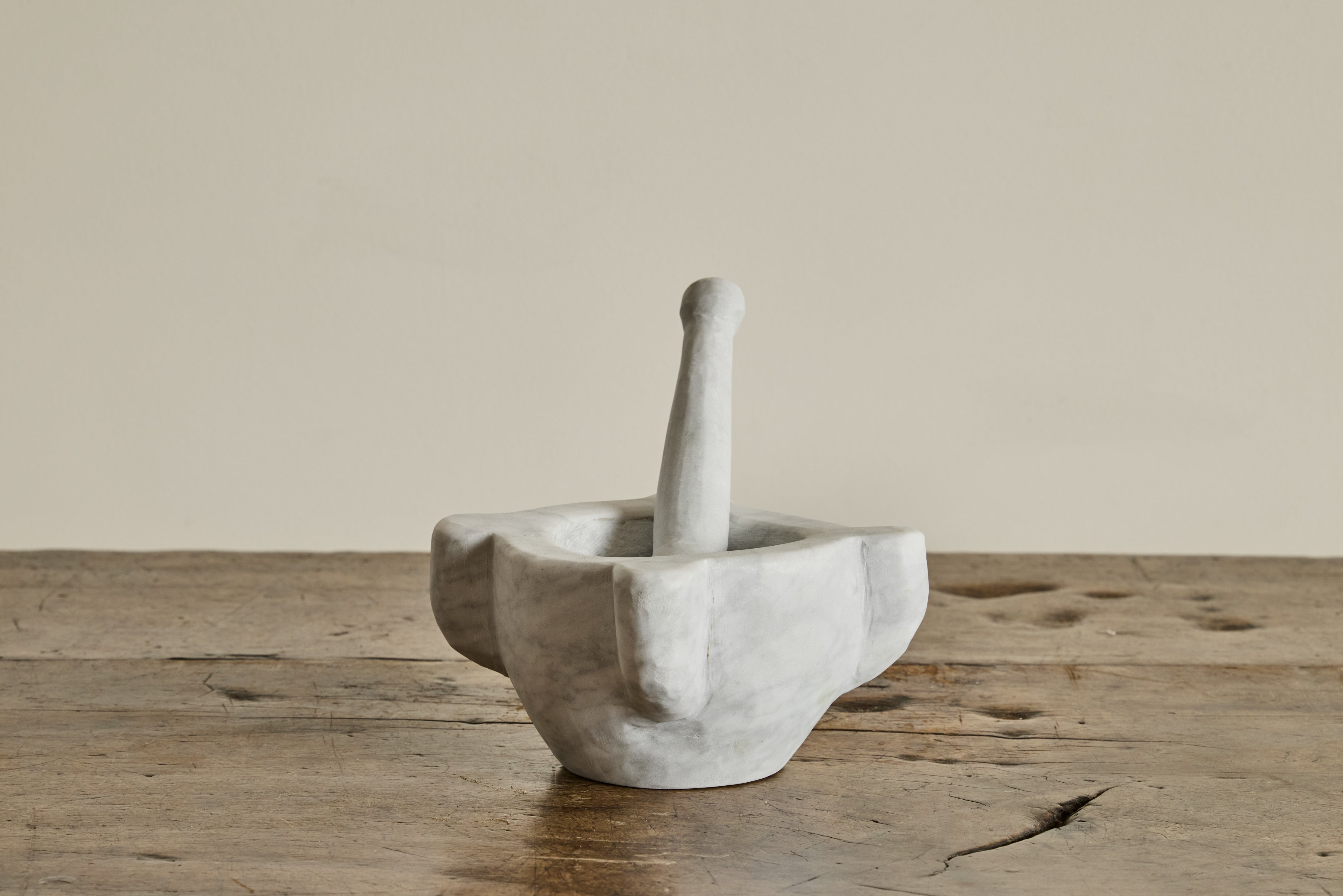 Il Buco, Mortar Pestle