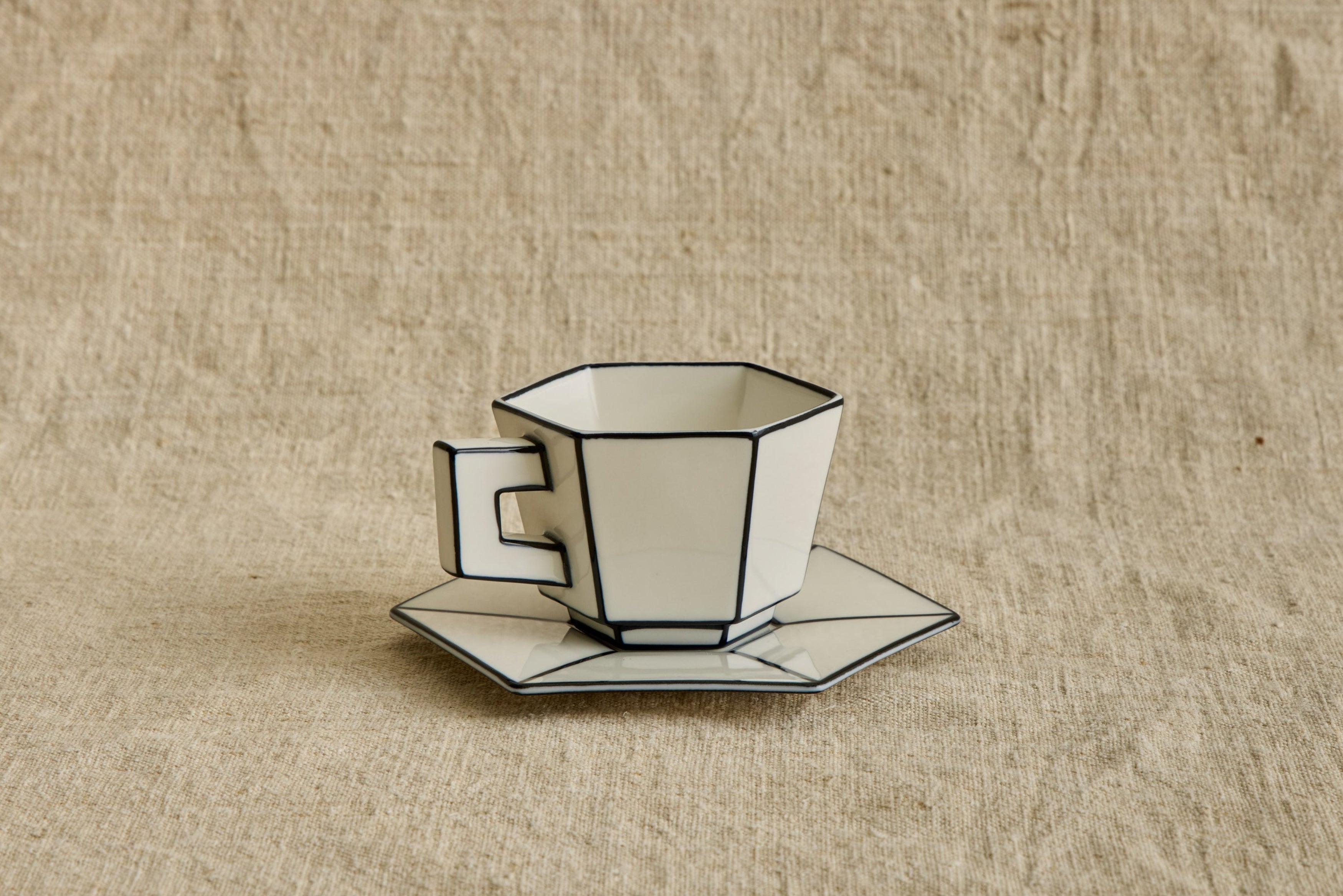 Carte Blanche Espresso Cup & Saucer in White & Black