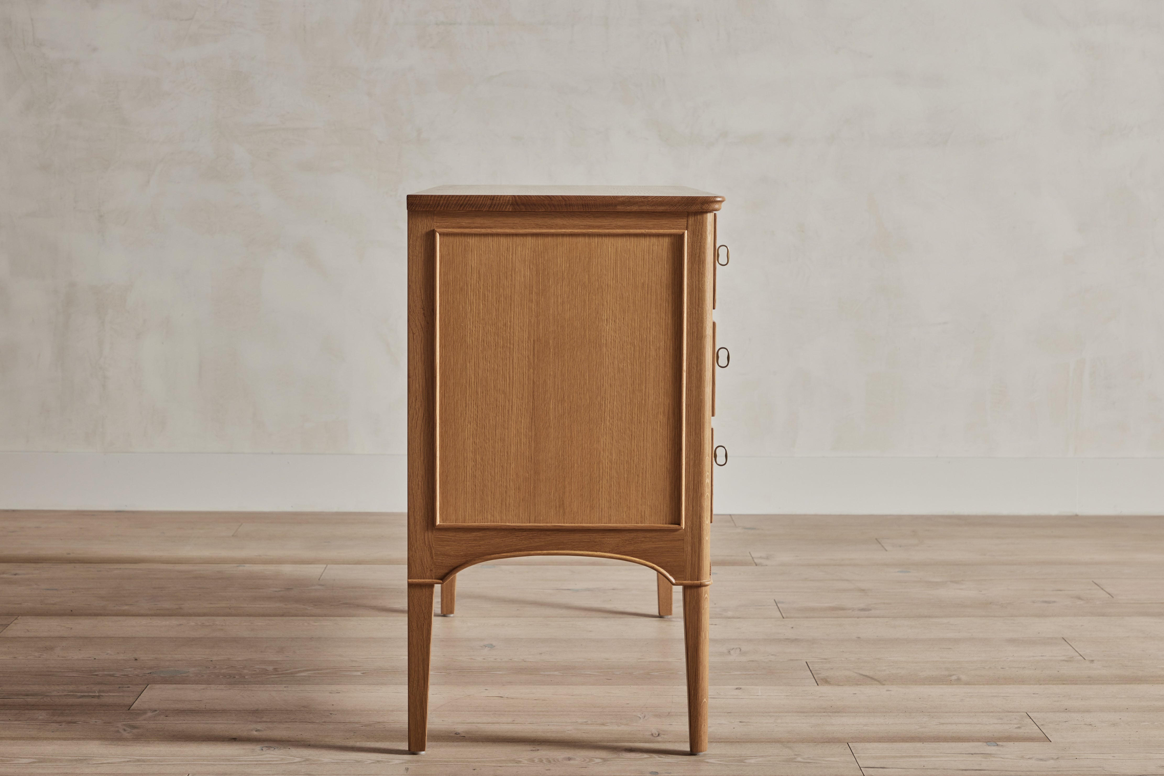 Heirloom Dresser, 42"