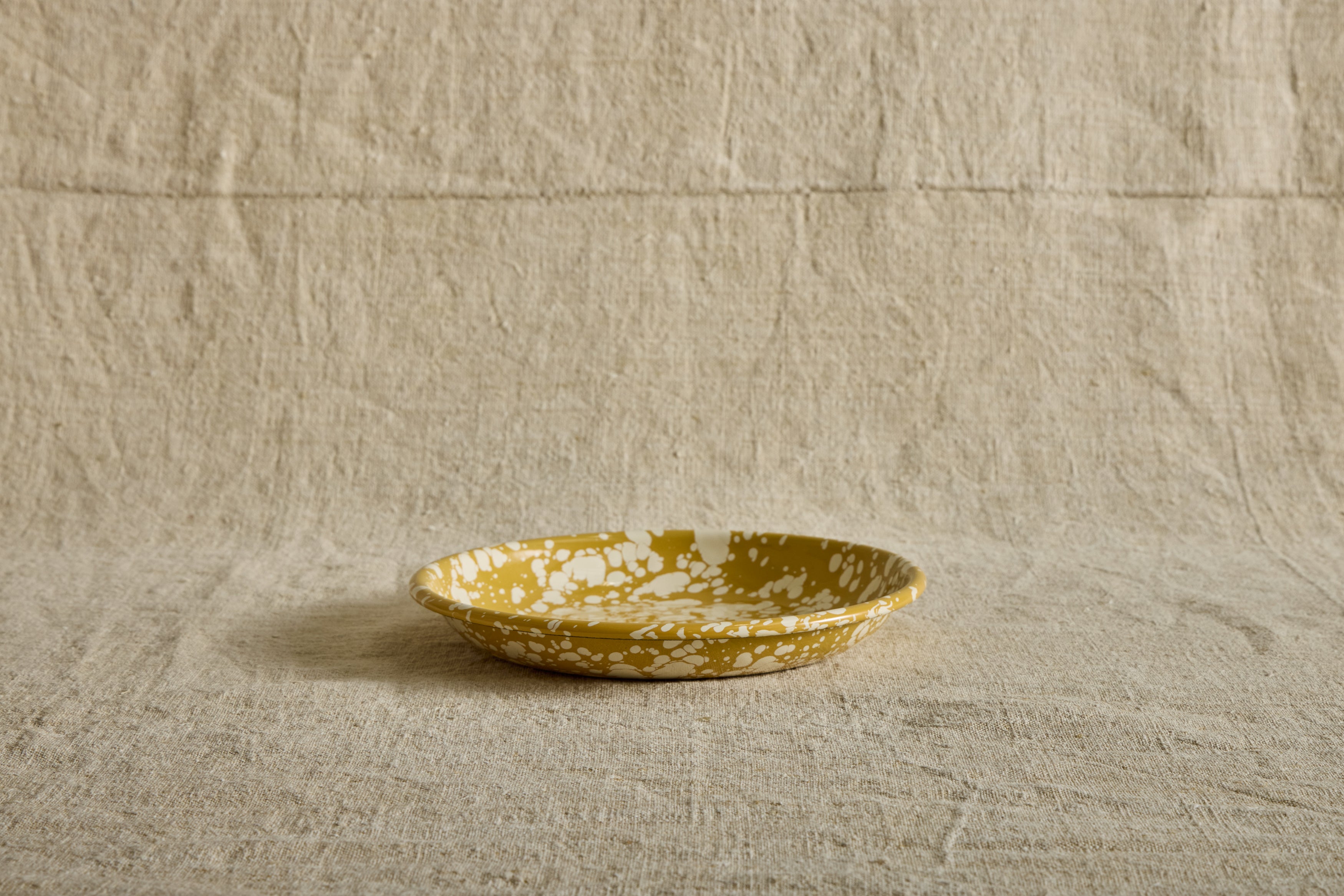 Enamelware Deep Dinner Plate in Citron Splatter