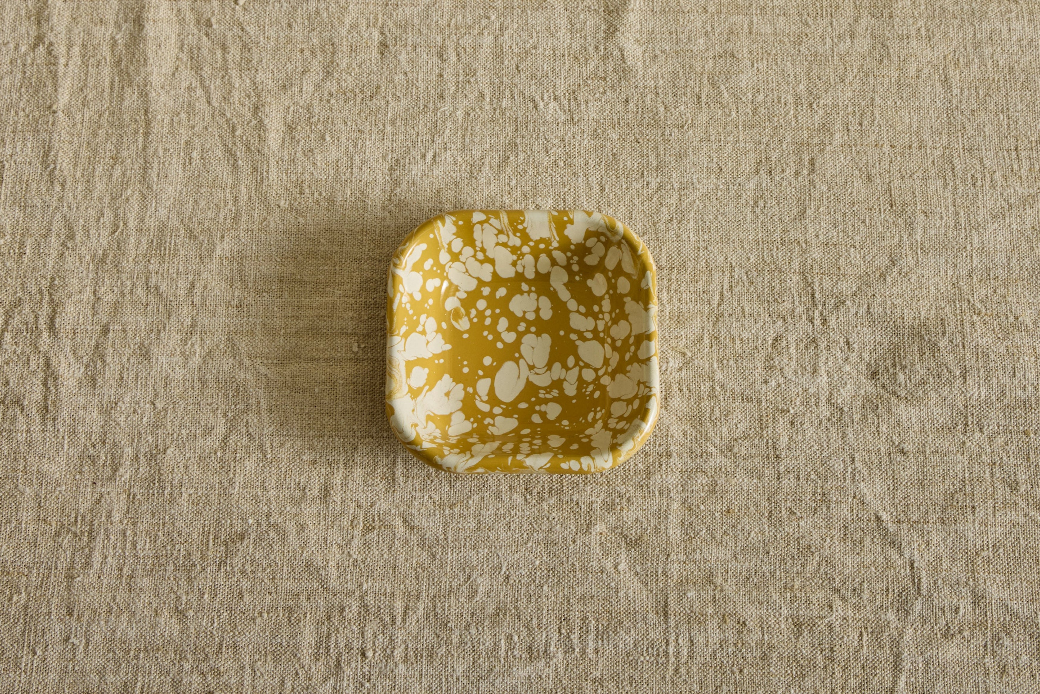 Enamelware Catchall Tray in Citron Splatter