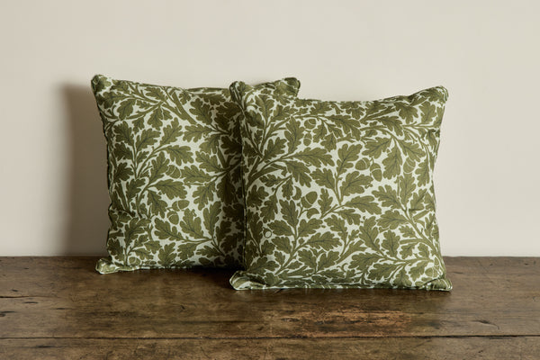 Linen Pillow in Quercus, Juniper