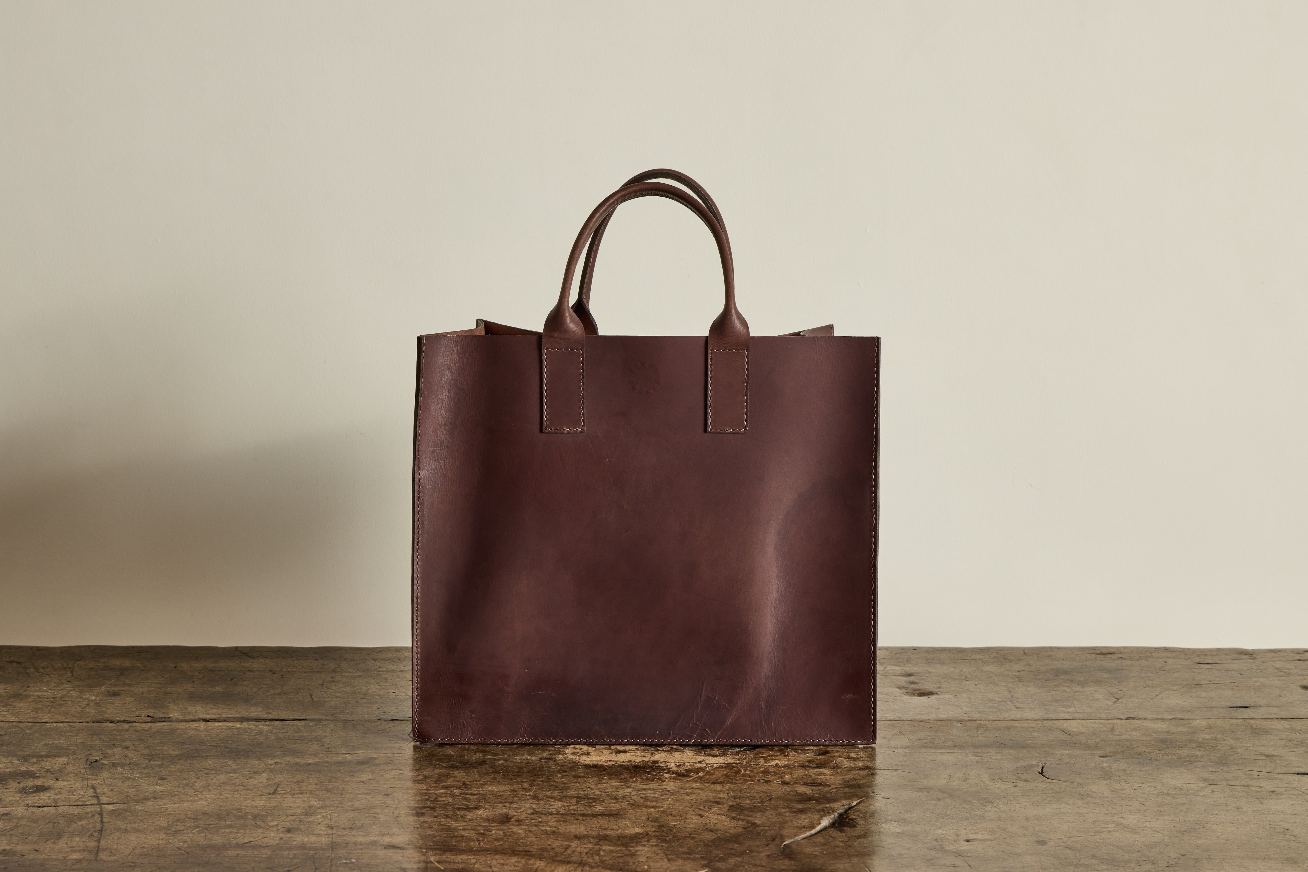 Men's Tote in Chocolate Buffalo
