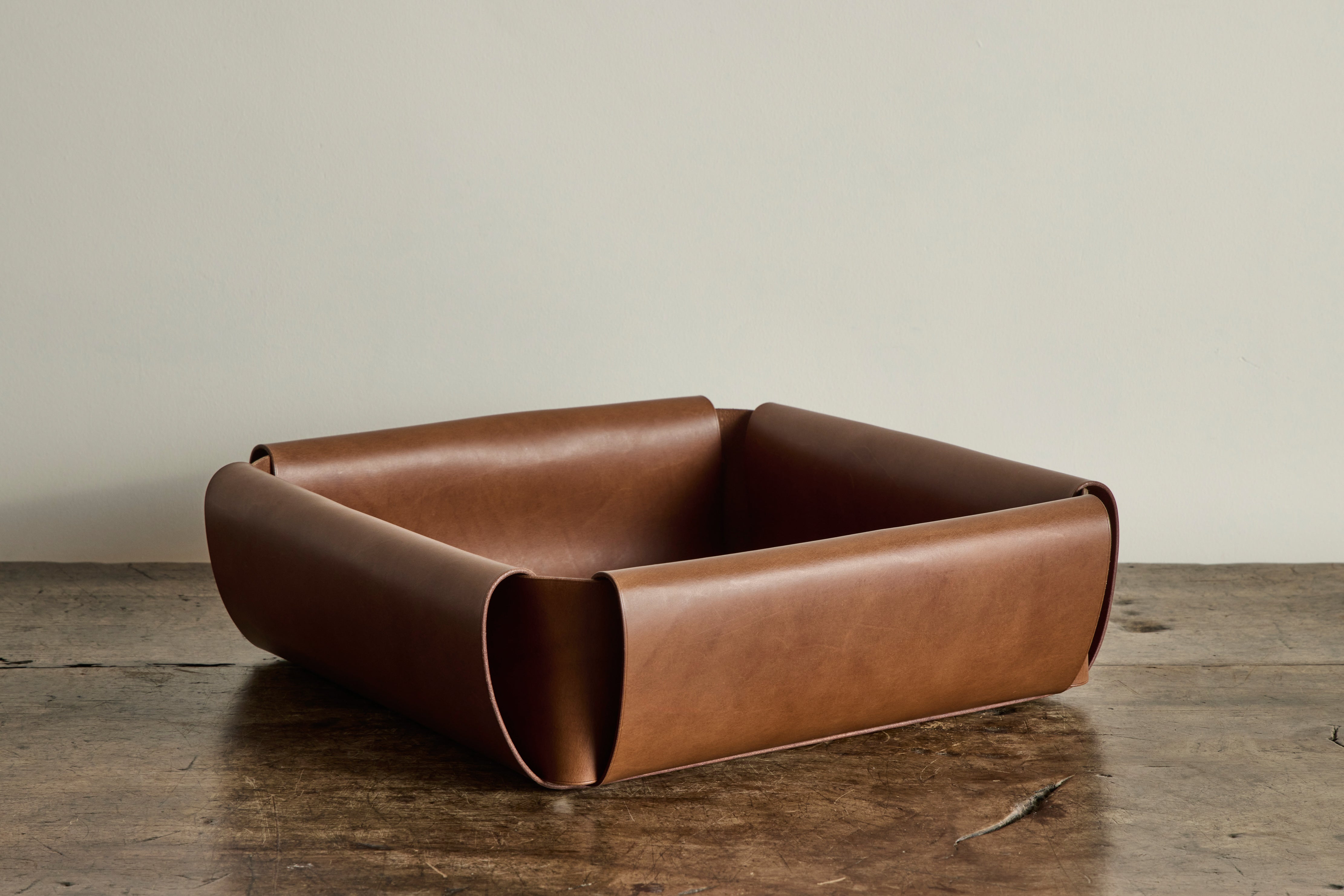 Leather Assembly Tray in Tan