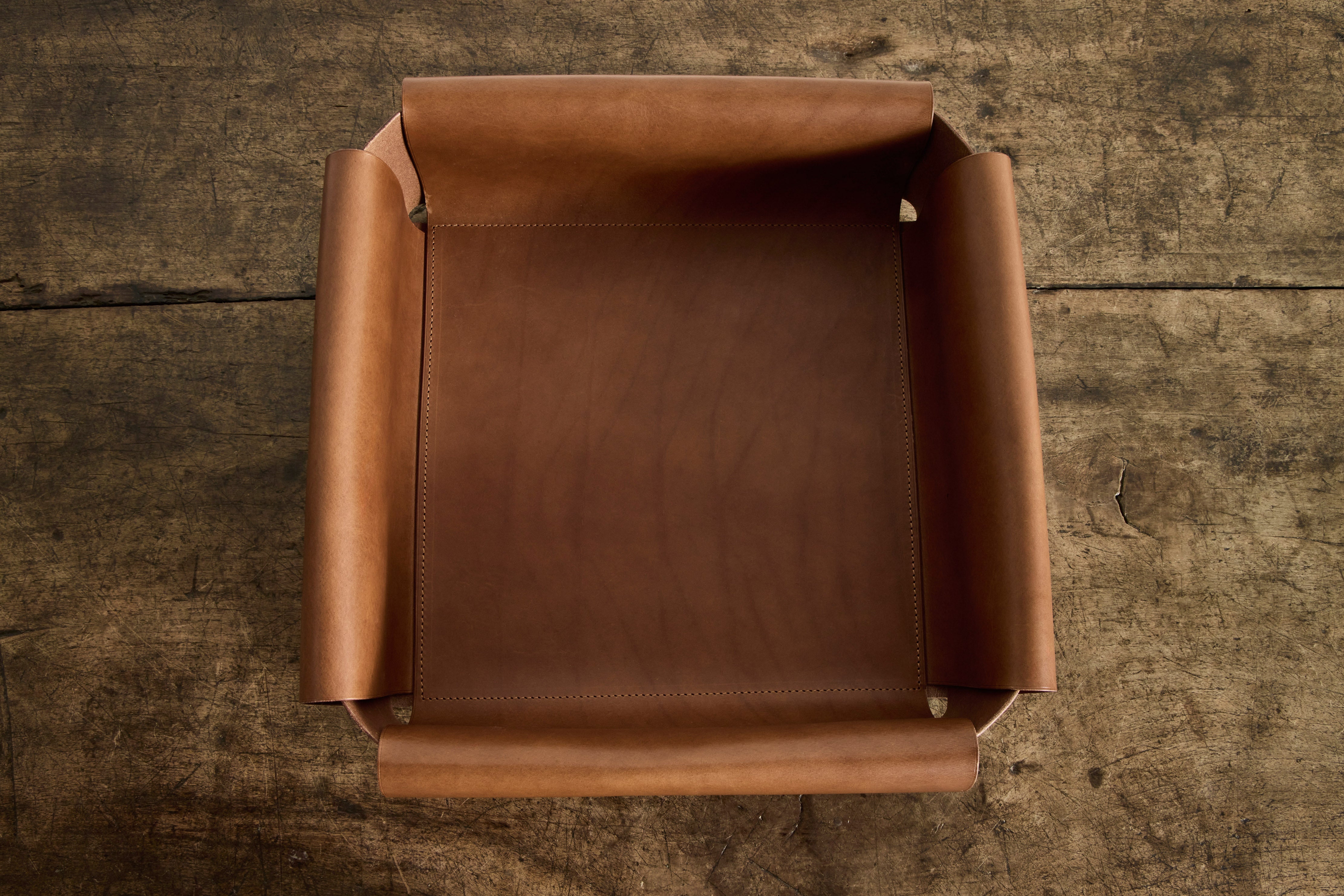 Leather Assembly Tray in Tan