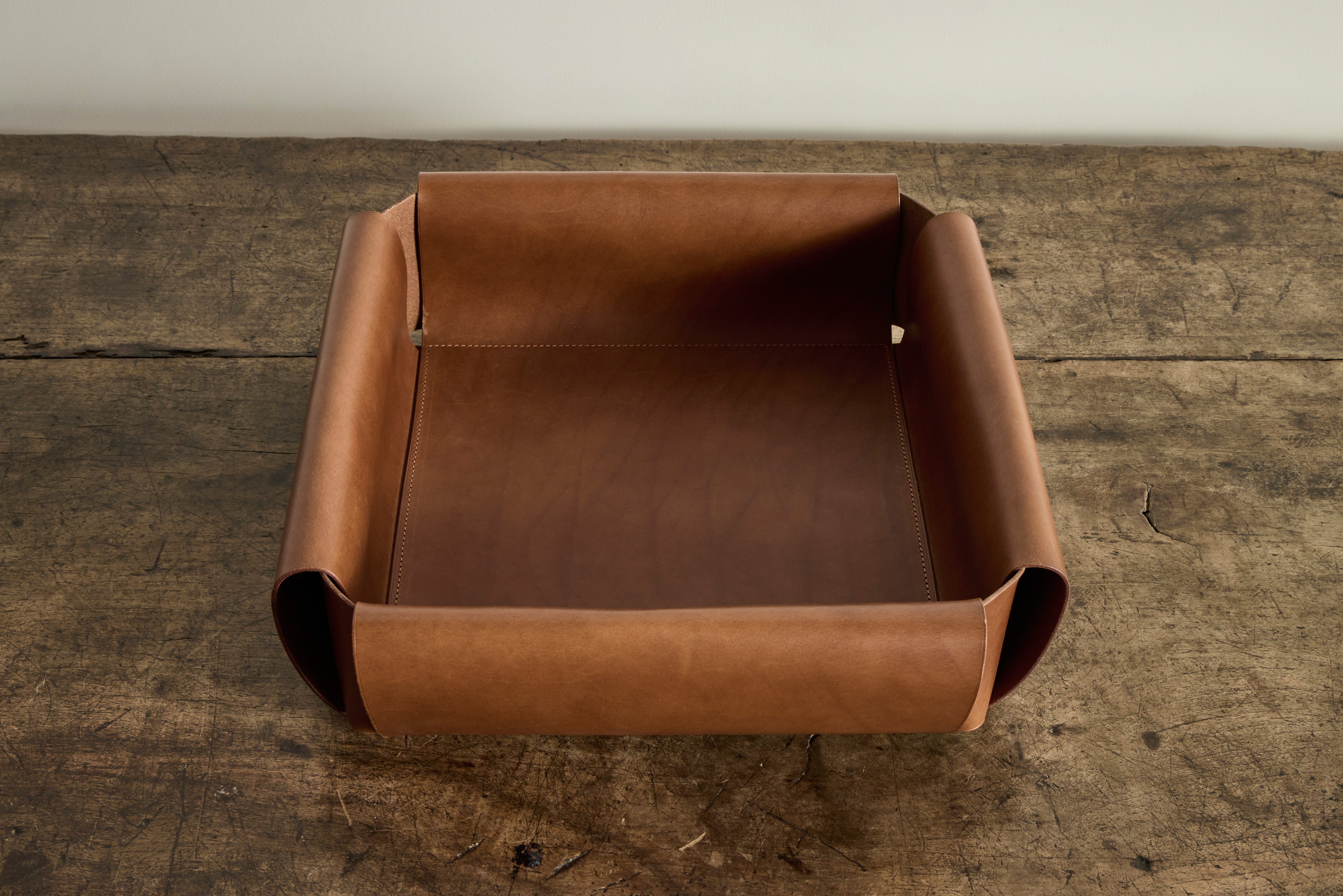 Leather Assembly Tray in Tan