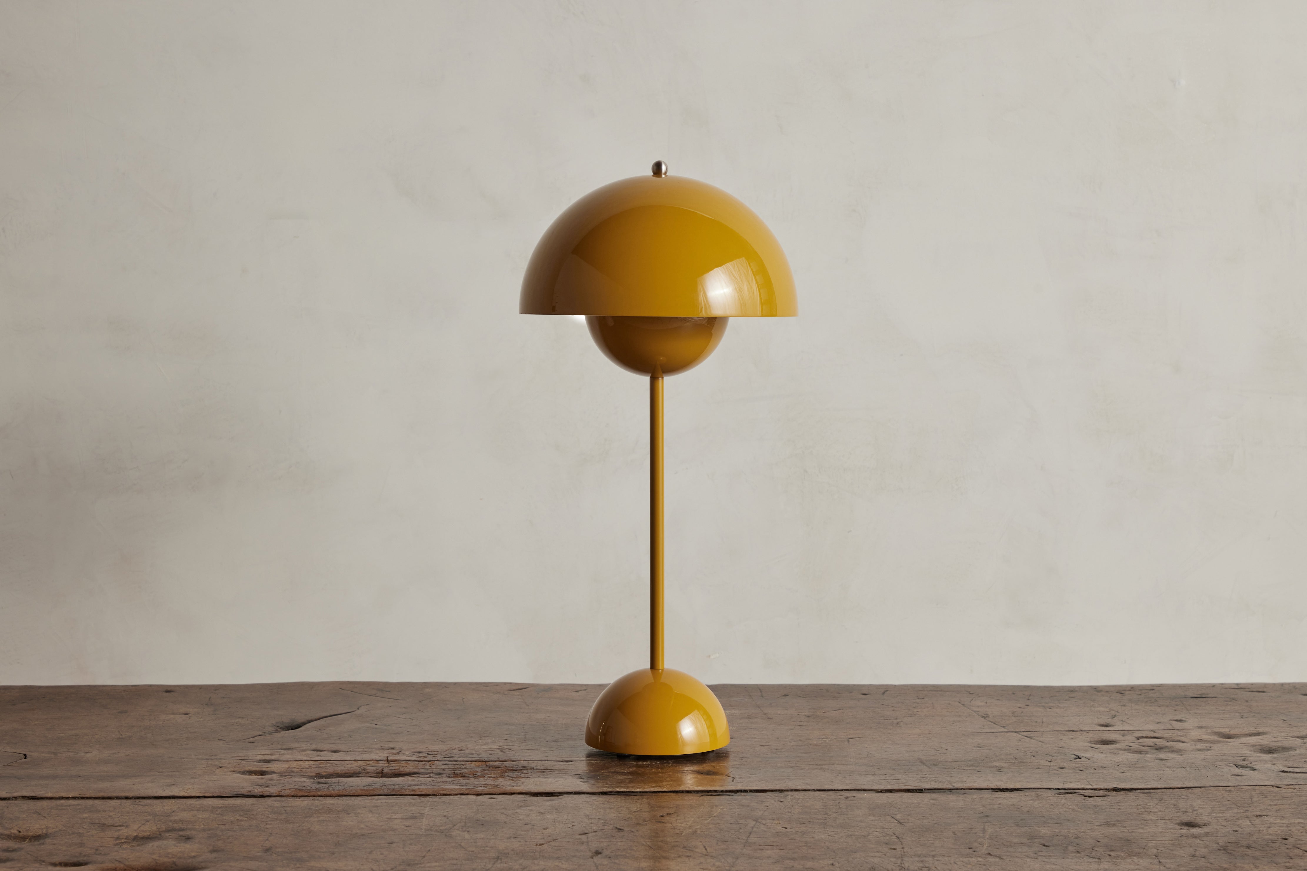 handicap indre Forbedring Flowerpot Table Lamp, Mustard – Nickey Kehoe Inc.