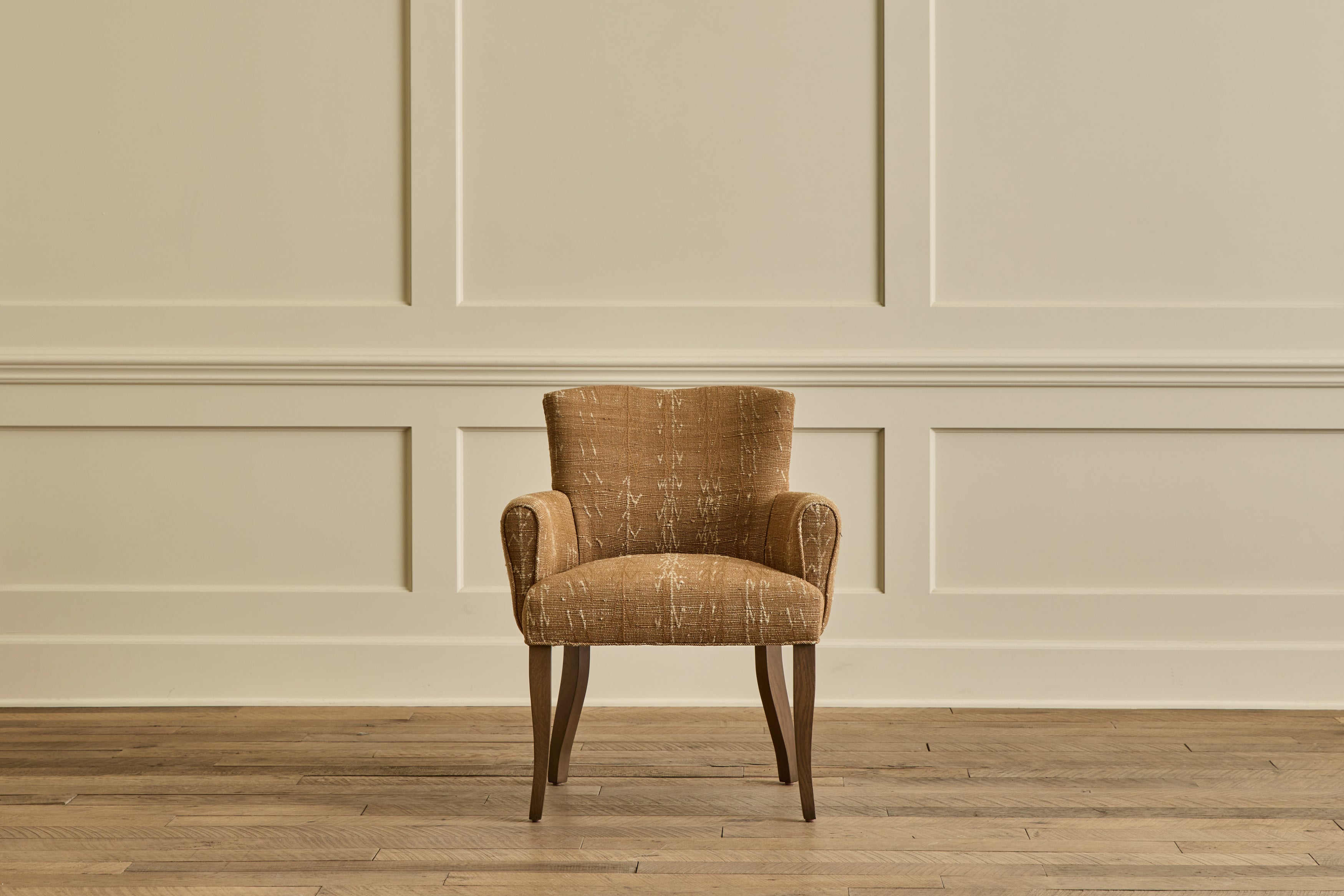 Club Dining Chair, 26"