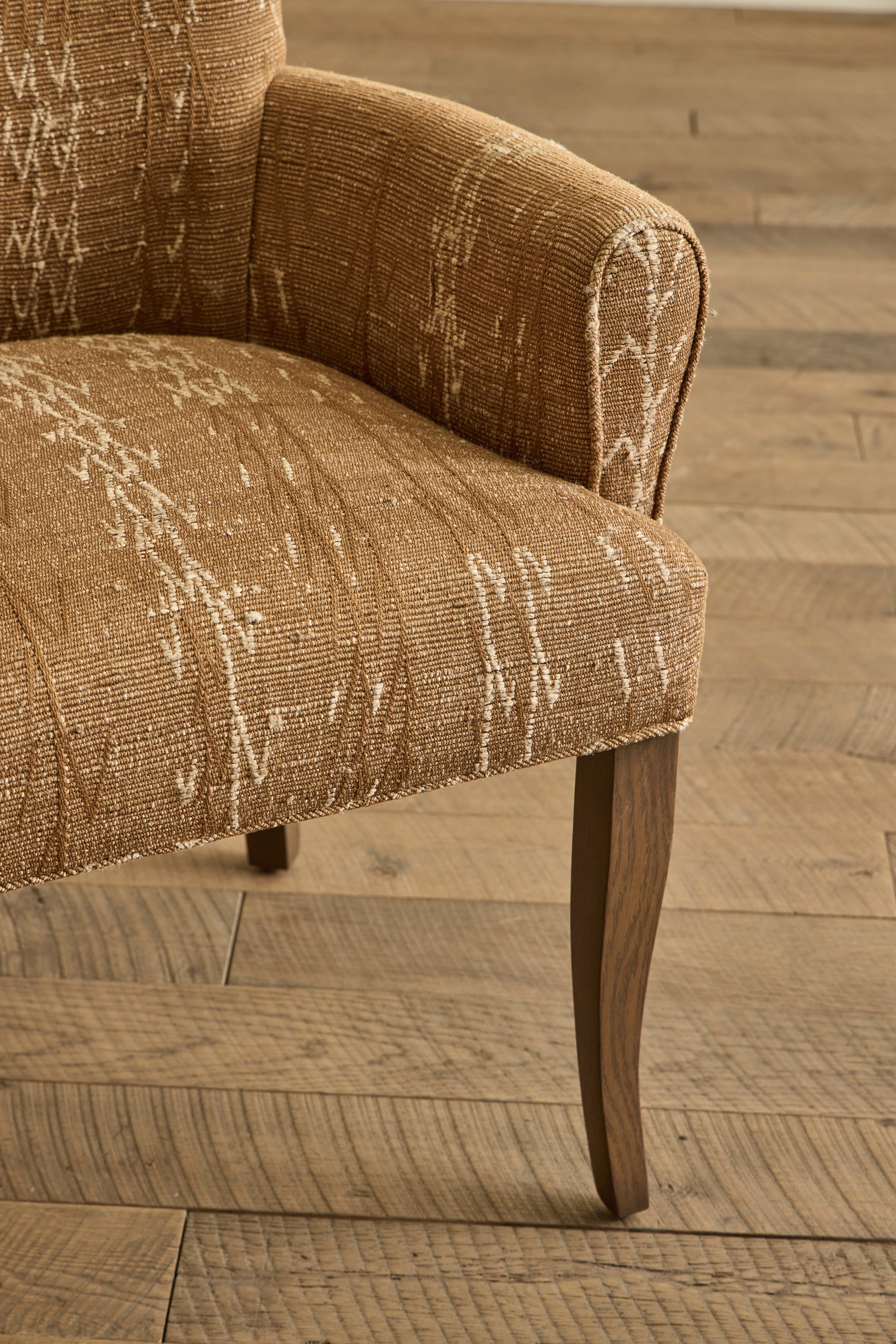 Club Dining Chair, 26"