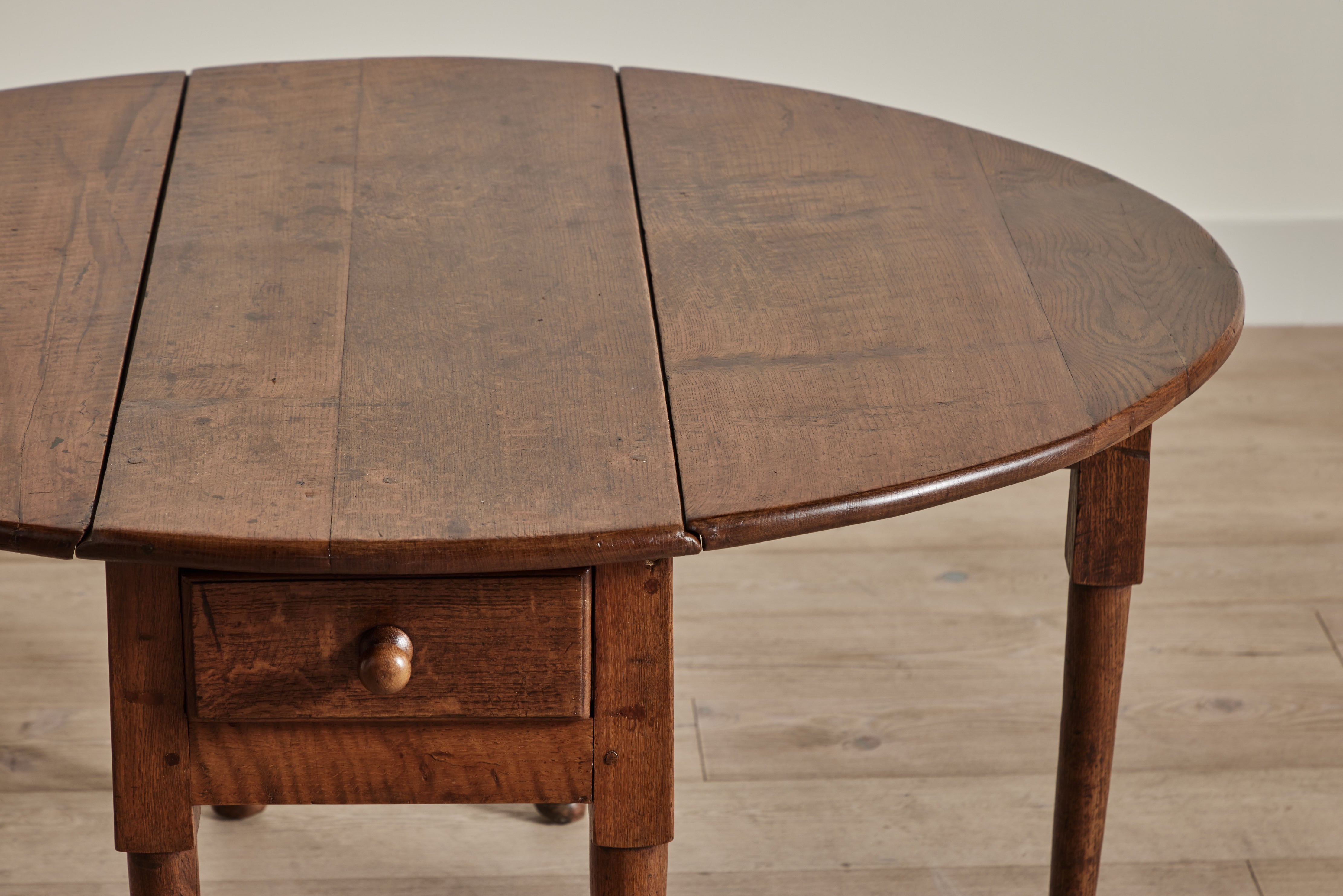 English Oval Drop Leaf Table