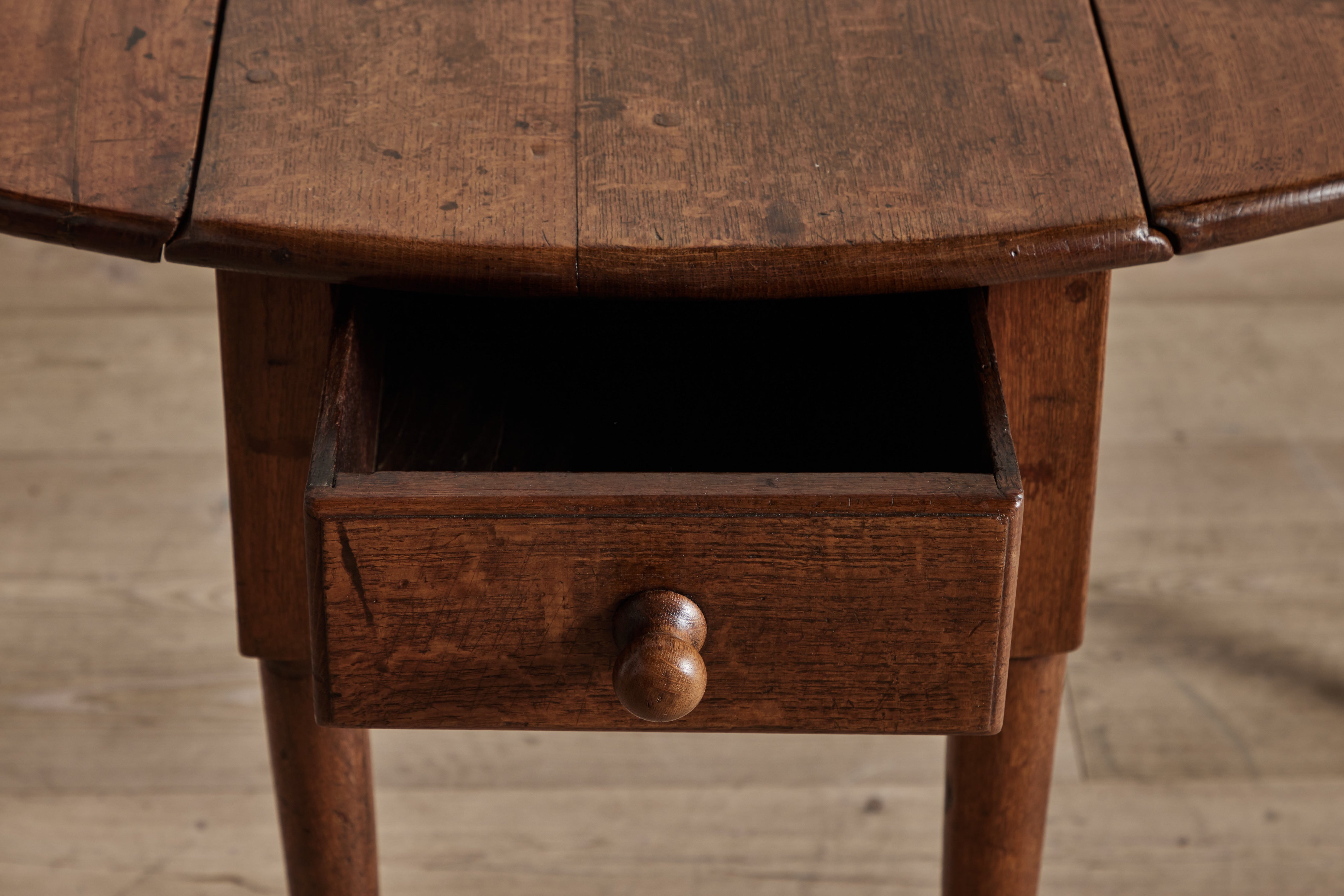 English Oval Drop Leaf Table