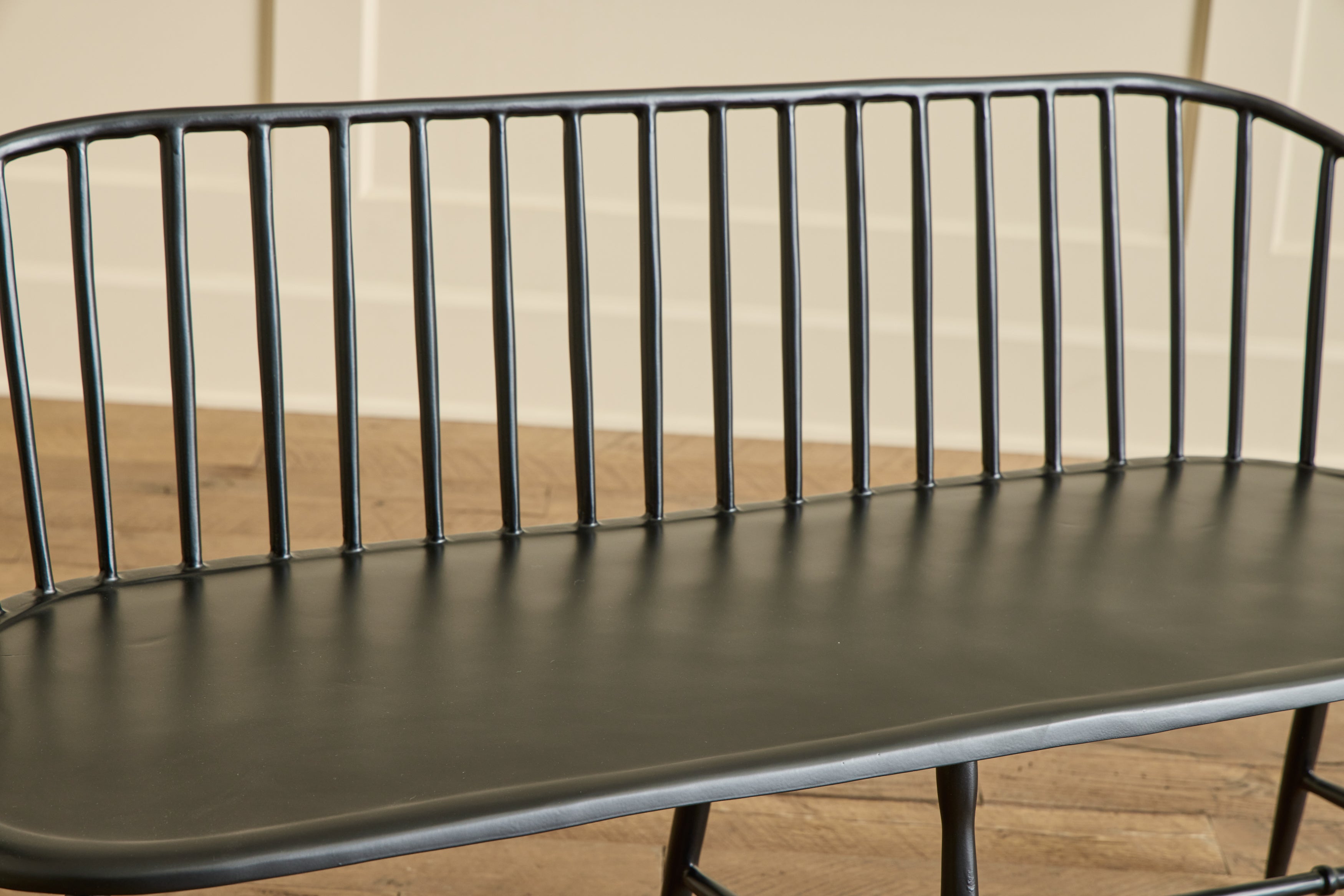 Windsor Low Back Bench