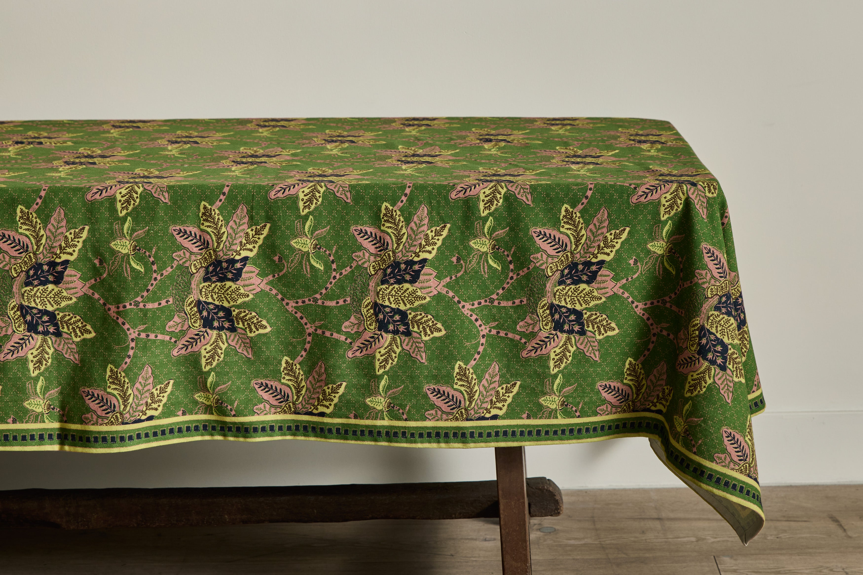 Night Bloom Tablecloth In Canopy