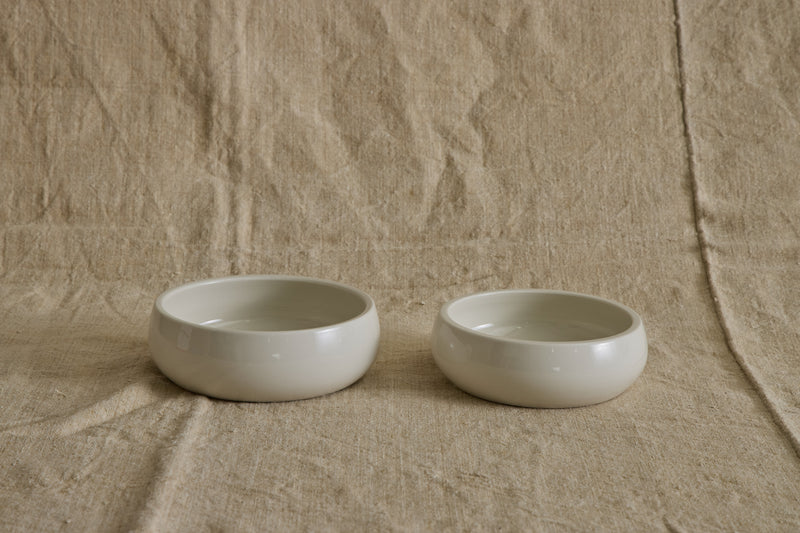 Porcelain Dog Bowl, Green Hound