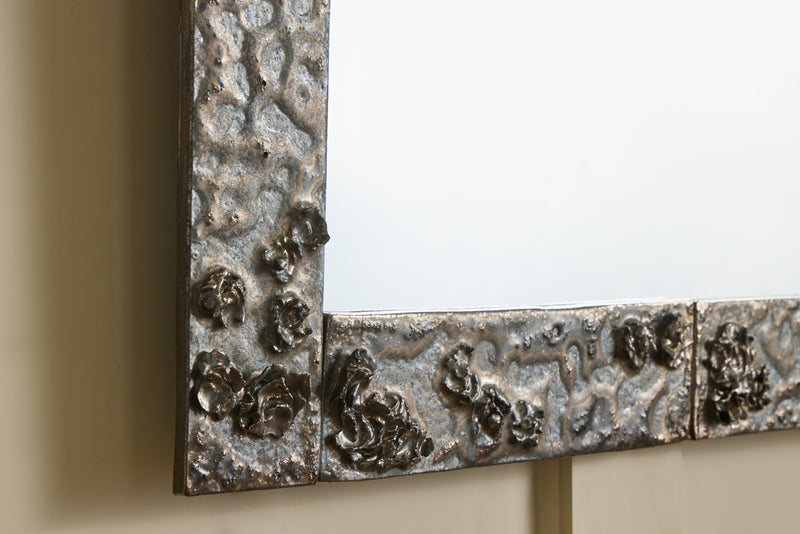 Mirror in Molten