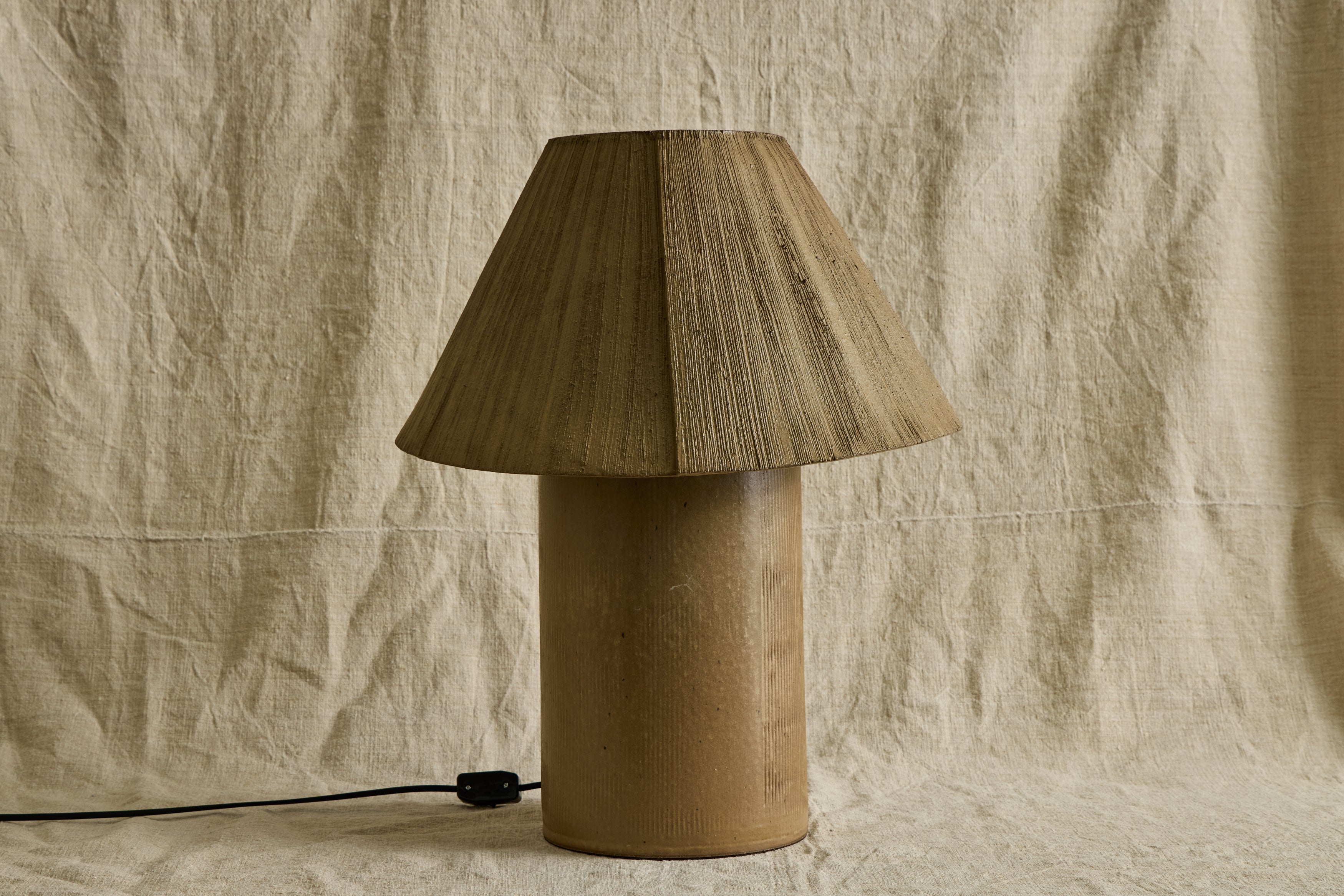 Barrot Cylinder Lamp