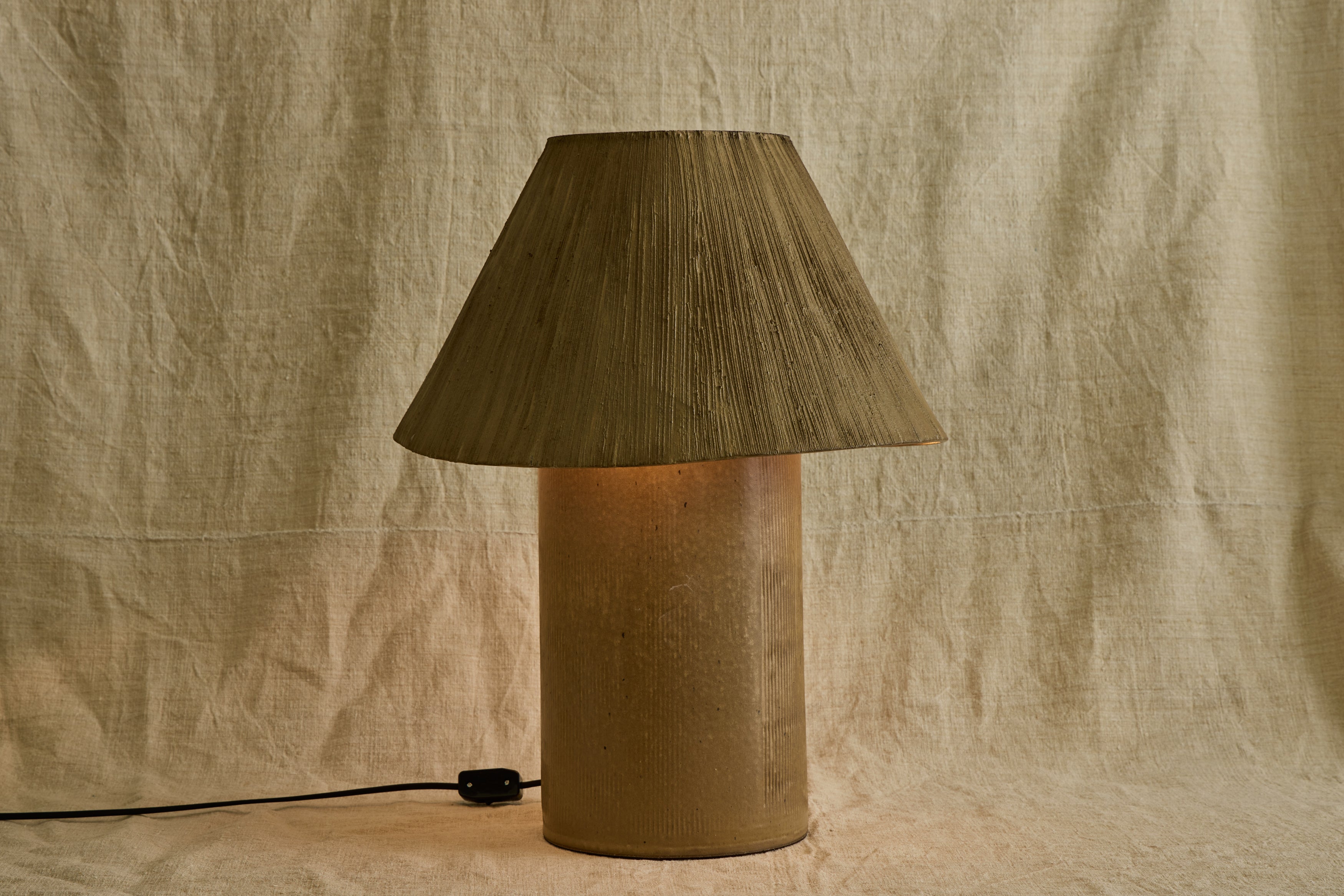 Barrot Cylinder Lamp