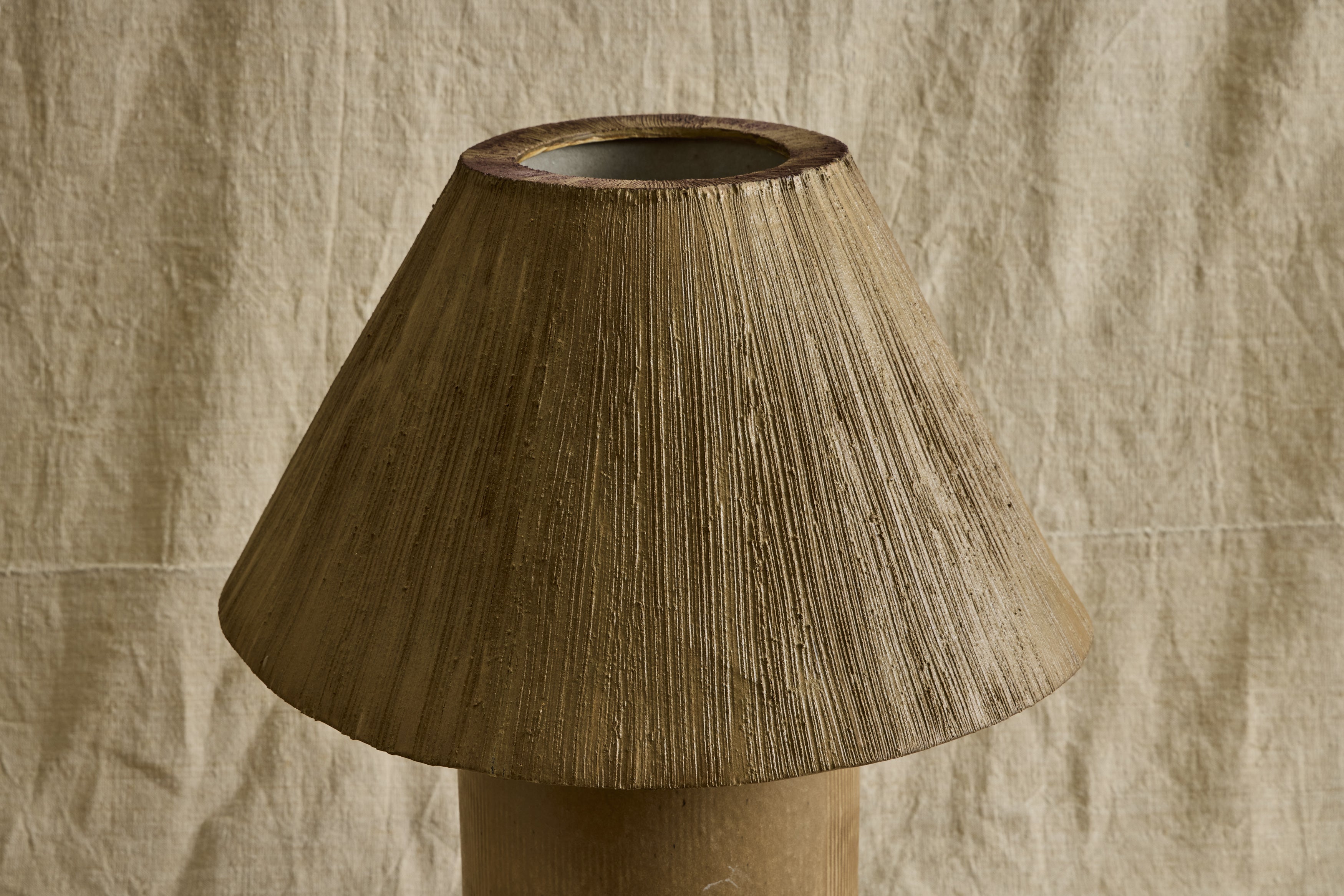 Barrot Cylinder Lamp