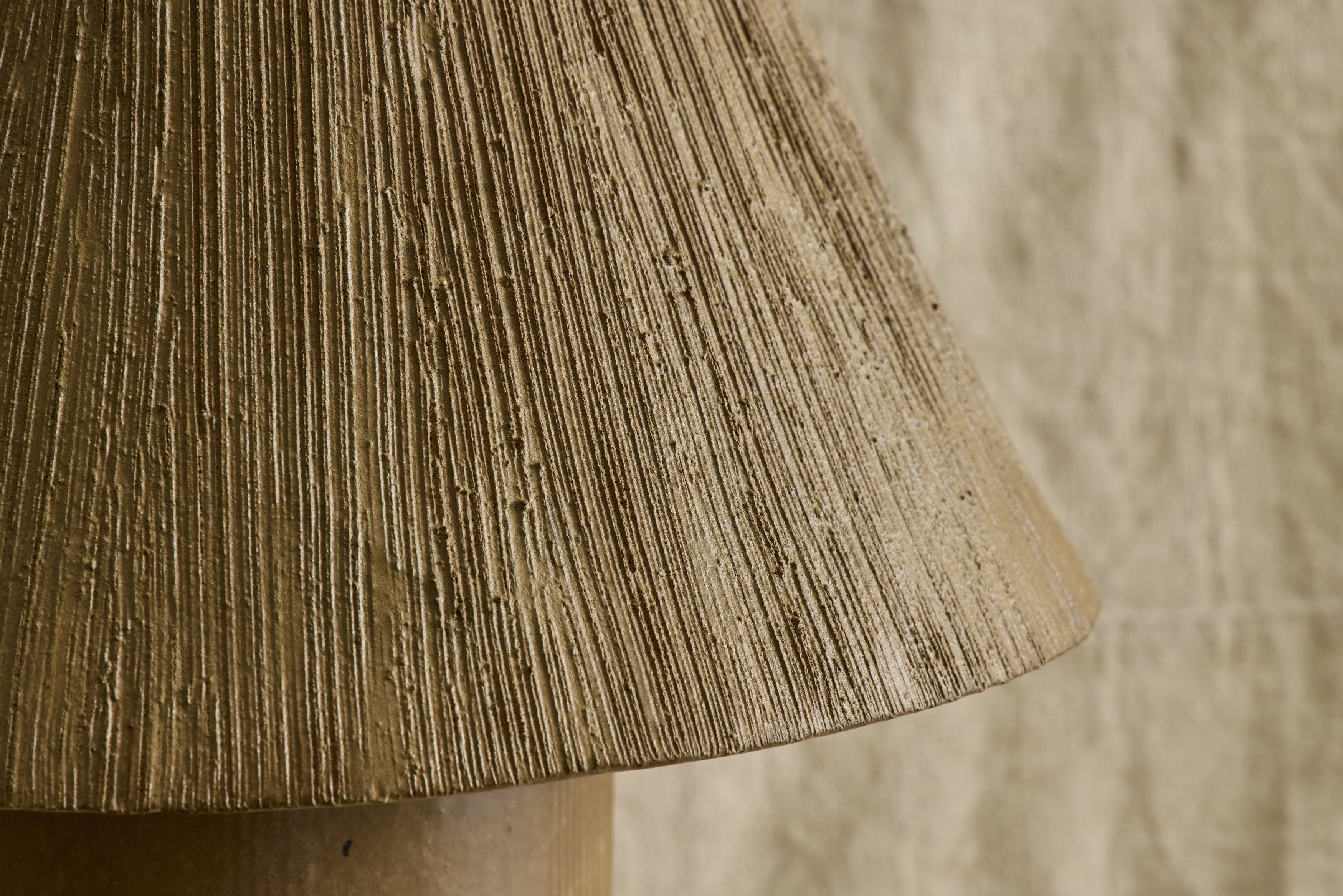 Barrot Cylinder Lamp