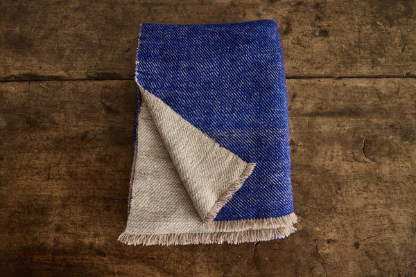 Cashmere Throw in Blue Ivory