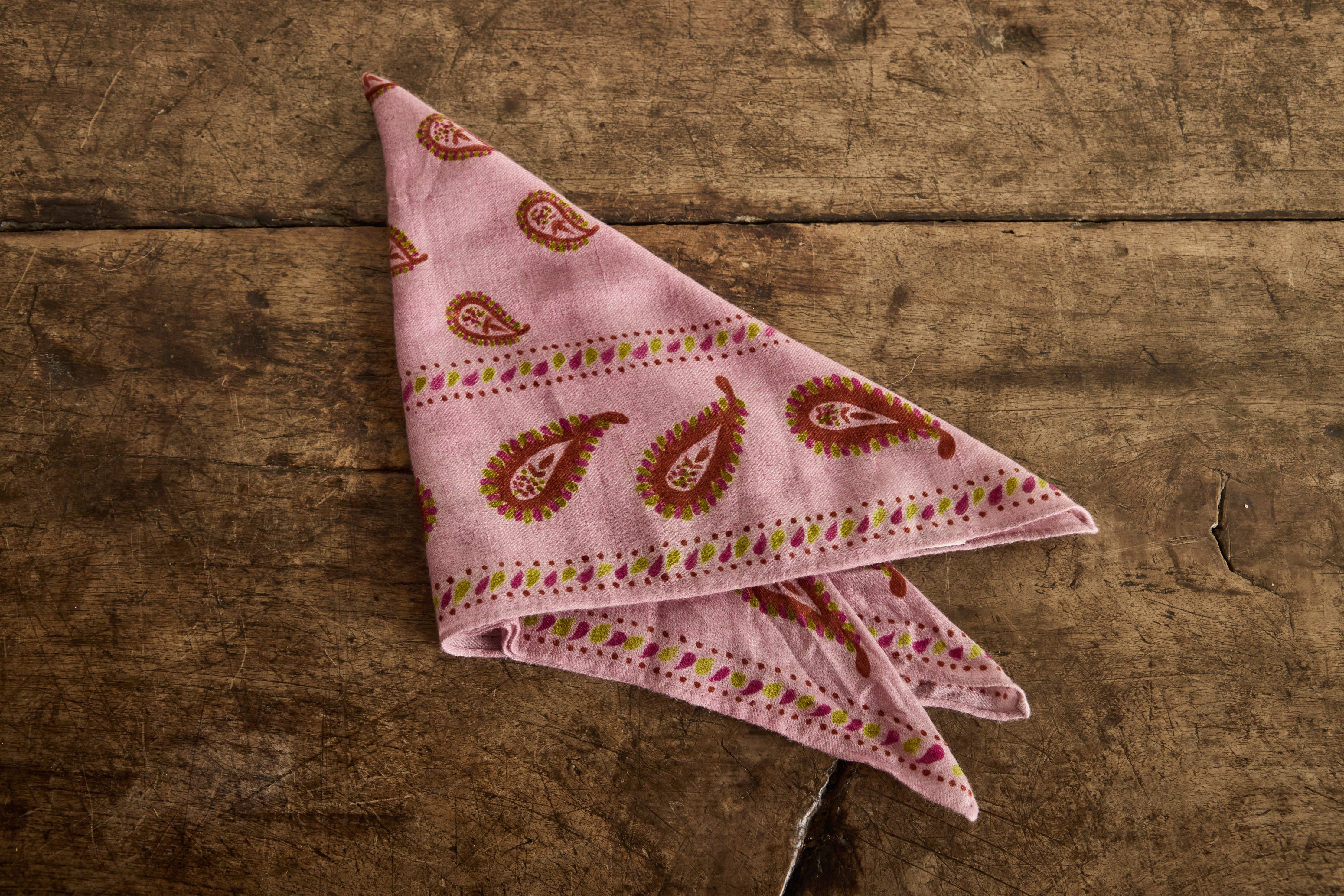 Cashmere Paisley Bandana in Lilac