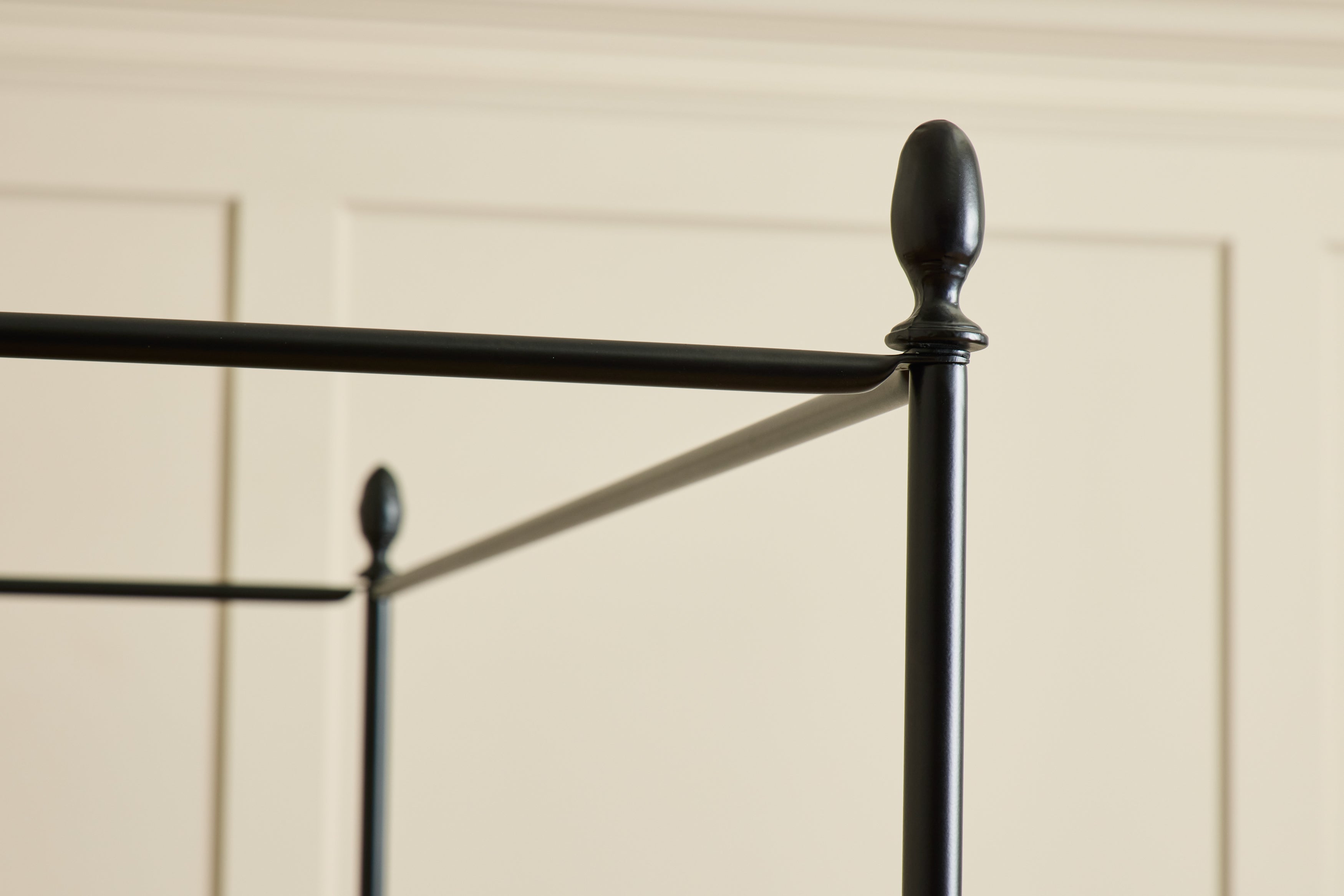 Iron Canopy Bed, Twin