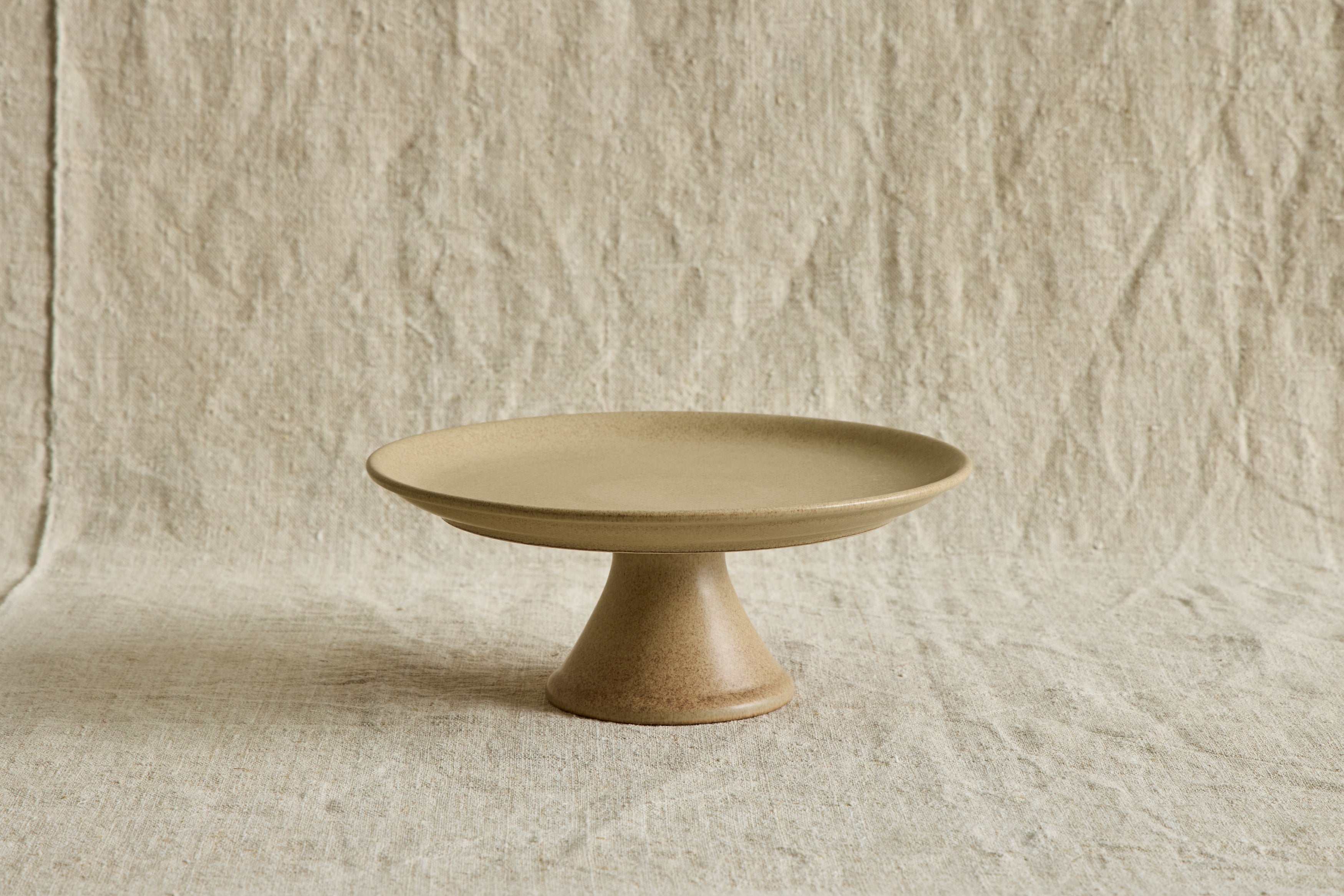 Dinnerware in Flax