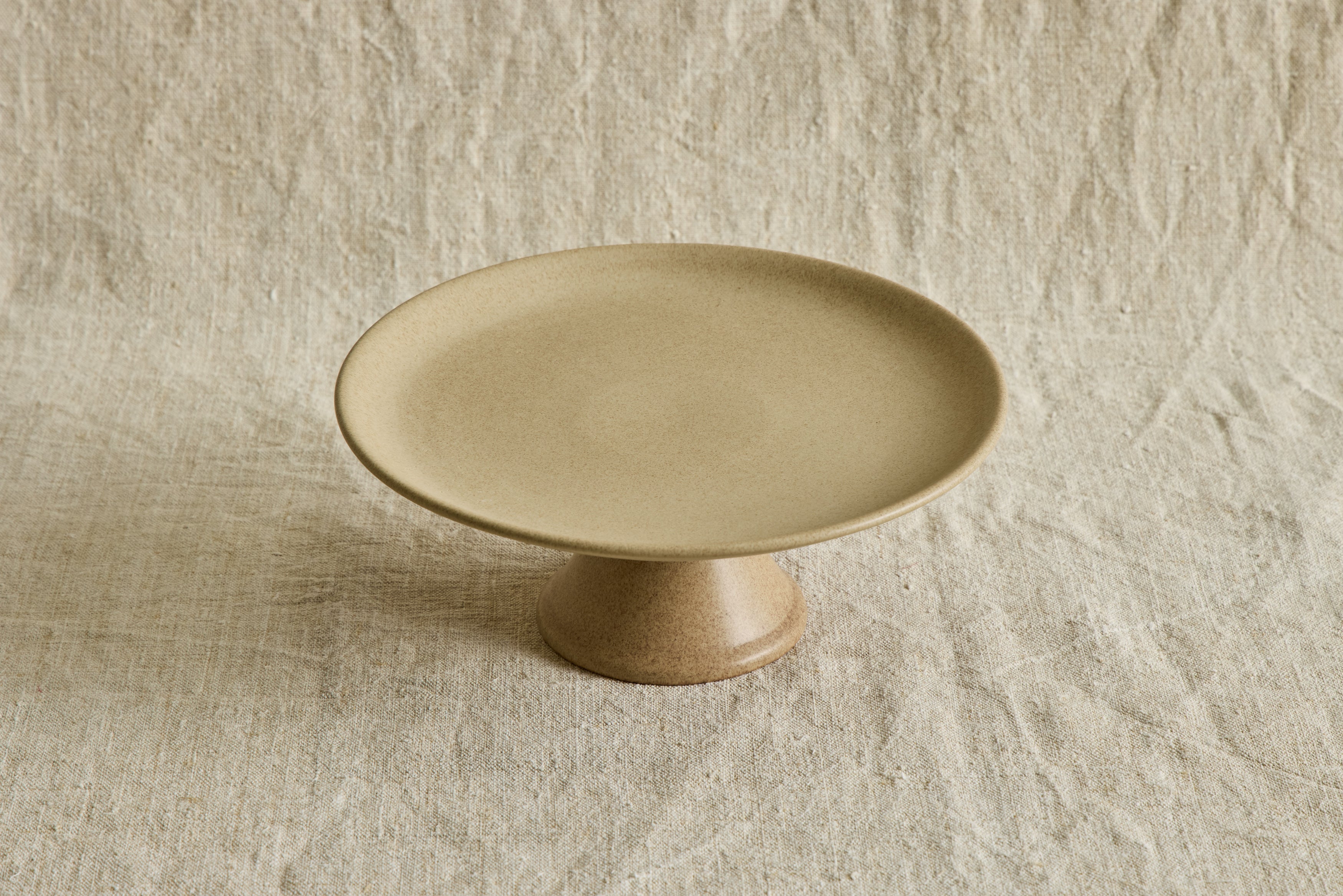 Dinnerware in Flax