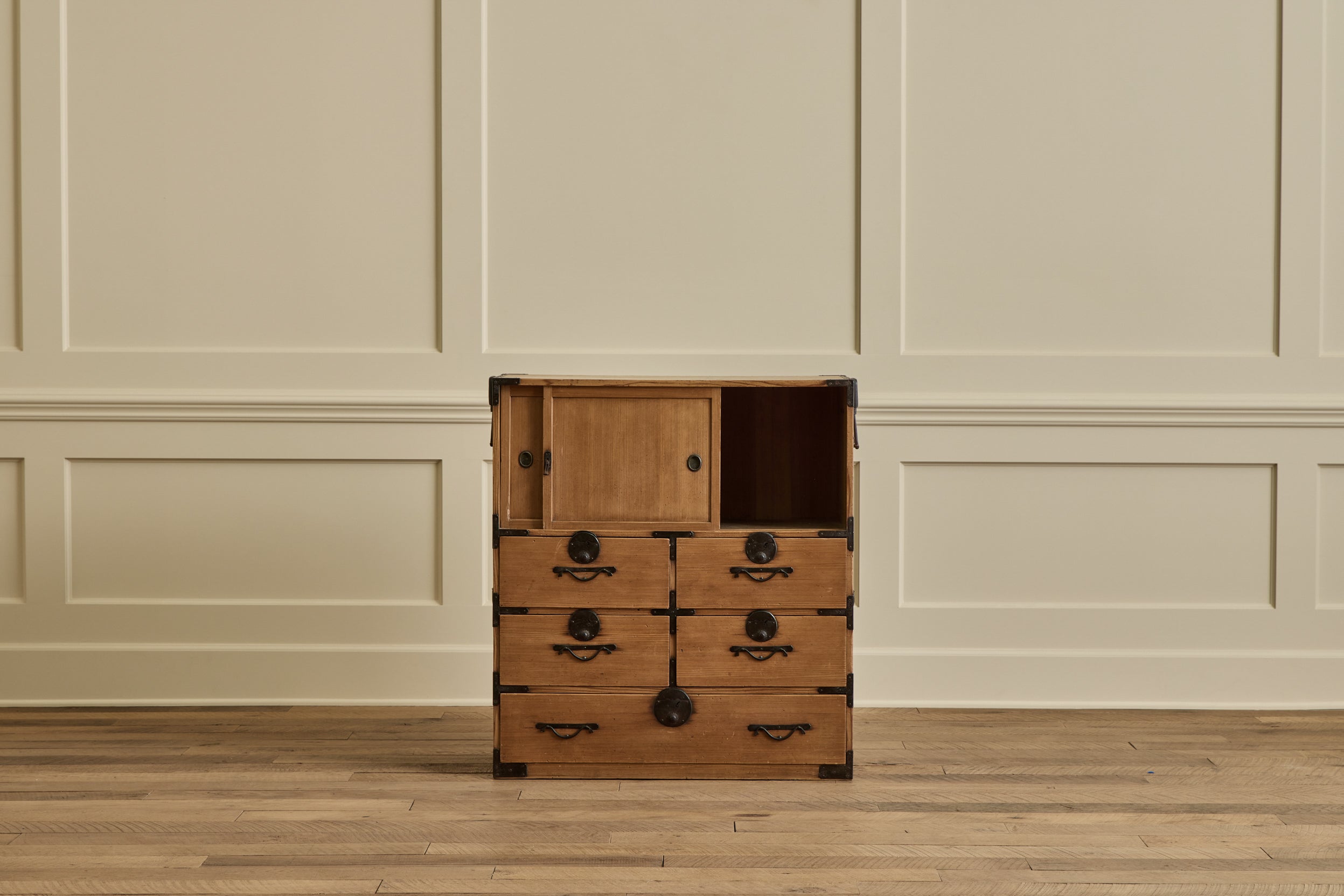 Merchant Tansu Chest