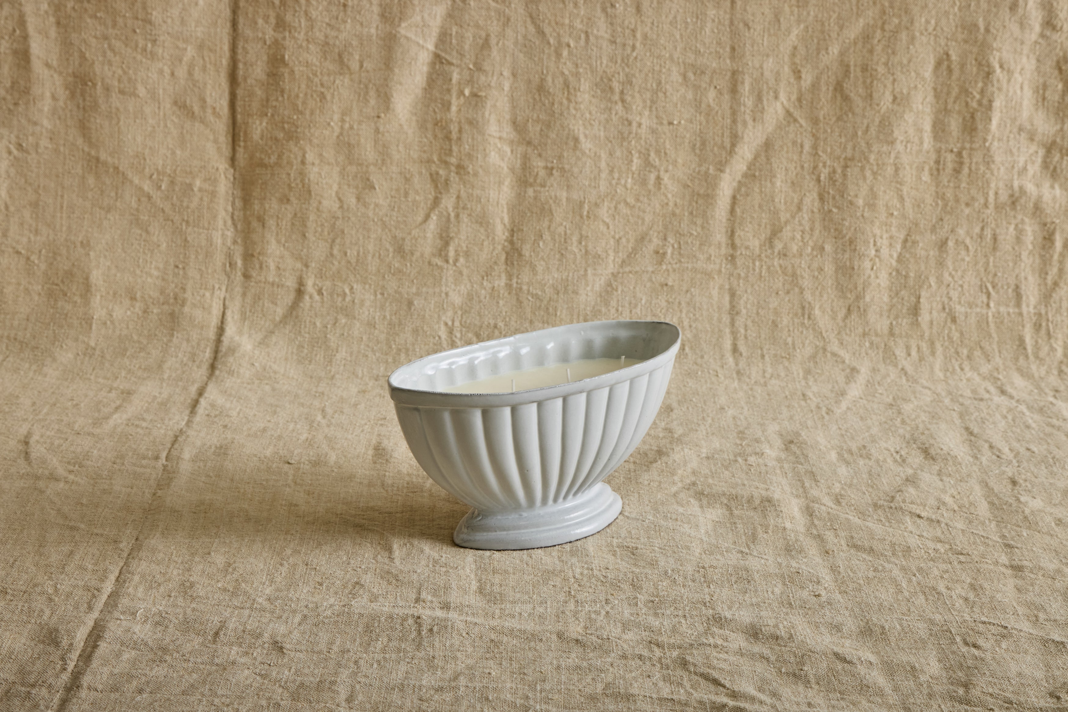 Tucson Candle in Ceramic Peggy