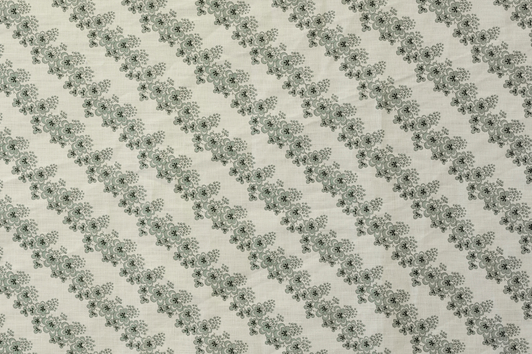 Folies Bergere Linen in Ermine
