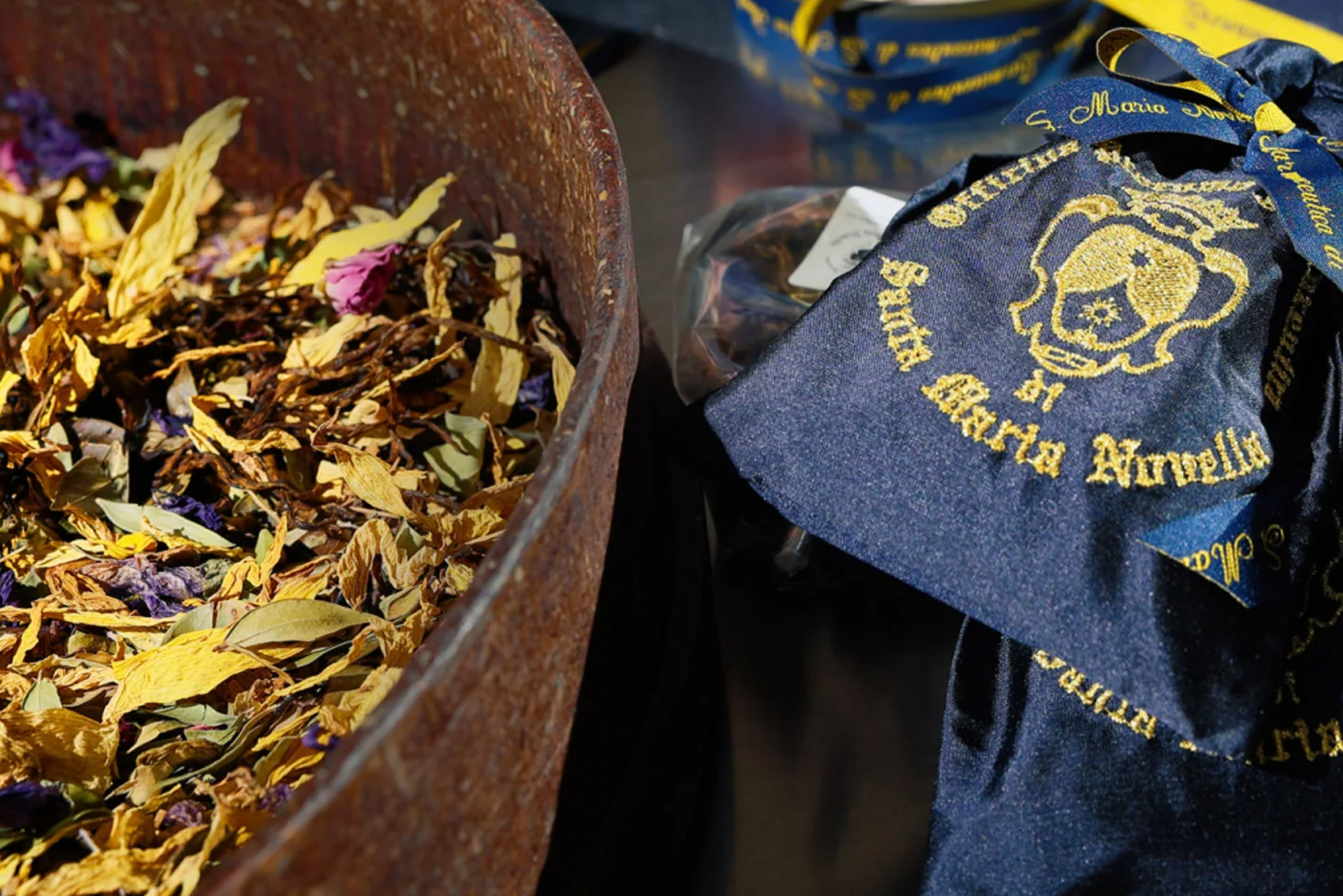 Pot Pourri in Embroidered Silk Sachet