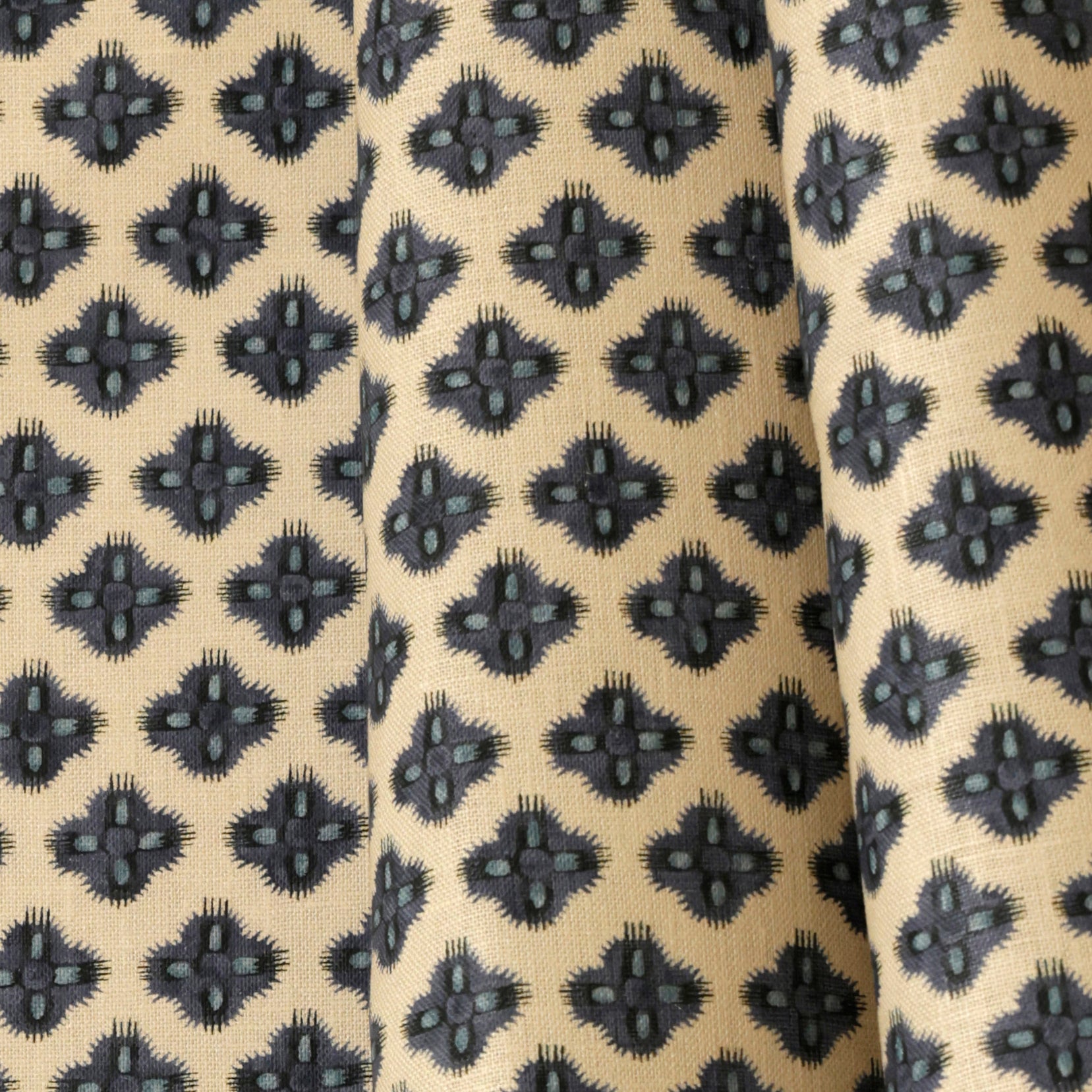 Knurl Linen in Woad